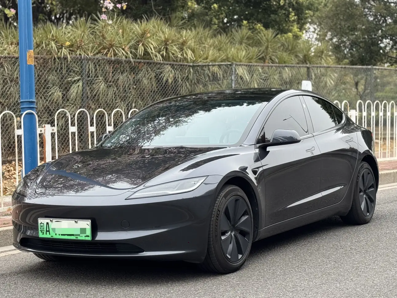Tesla Model 3  из Китая