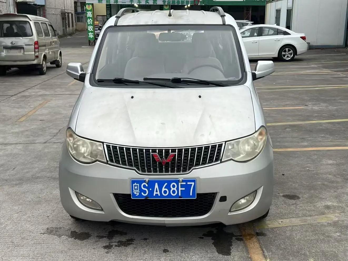 Wuling Hongguang  из Китая
