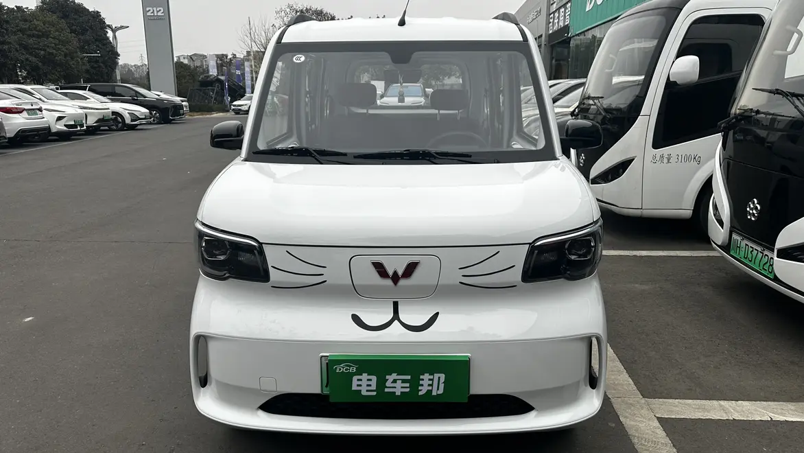 Wuling Zhiguang EV  из Китая