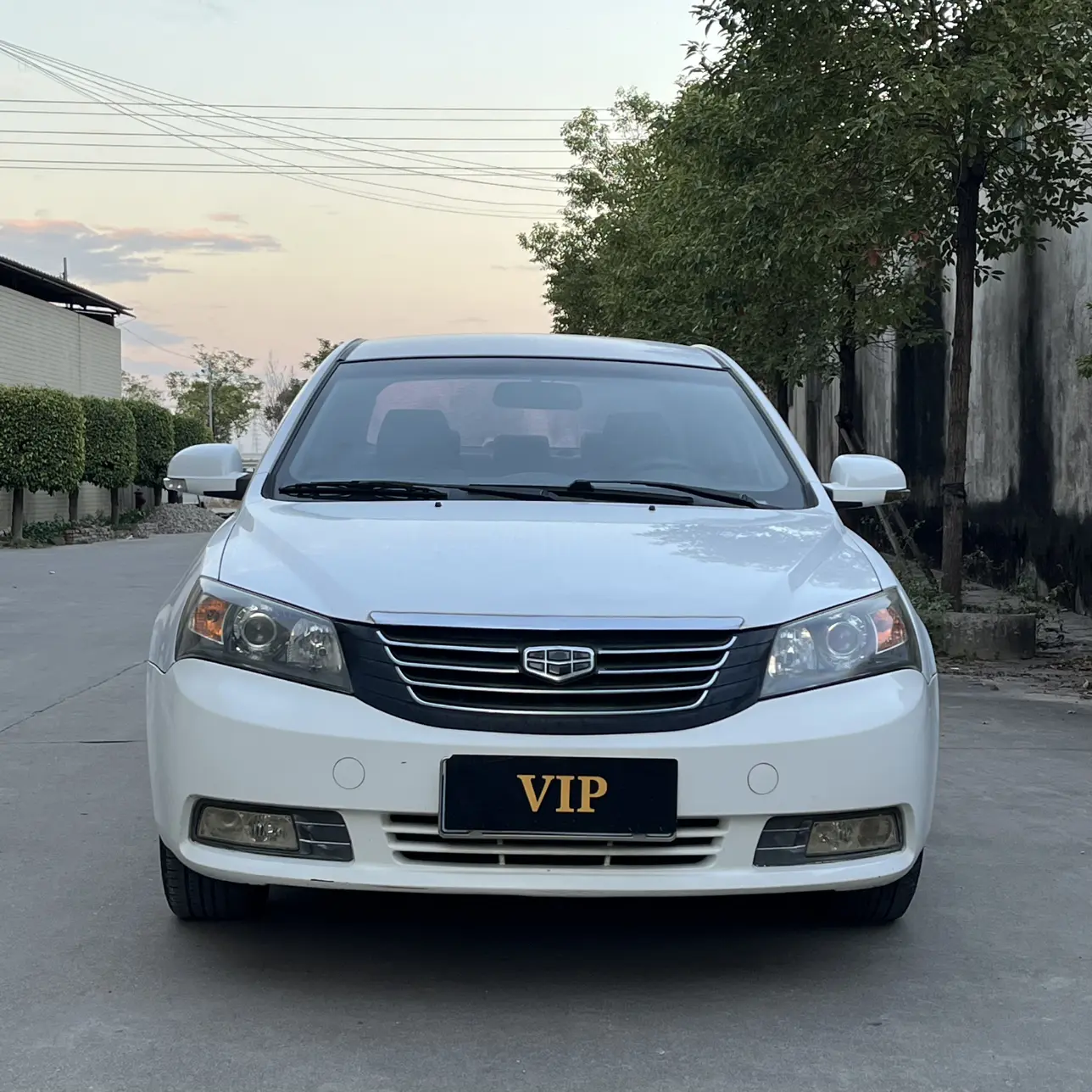 Geely Classic Emgrand  из Китая