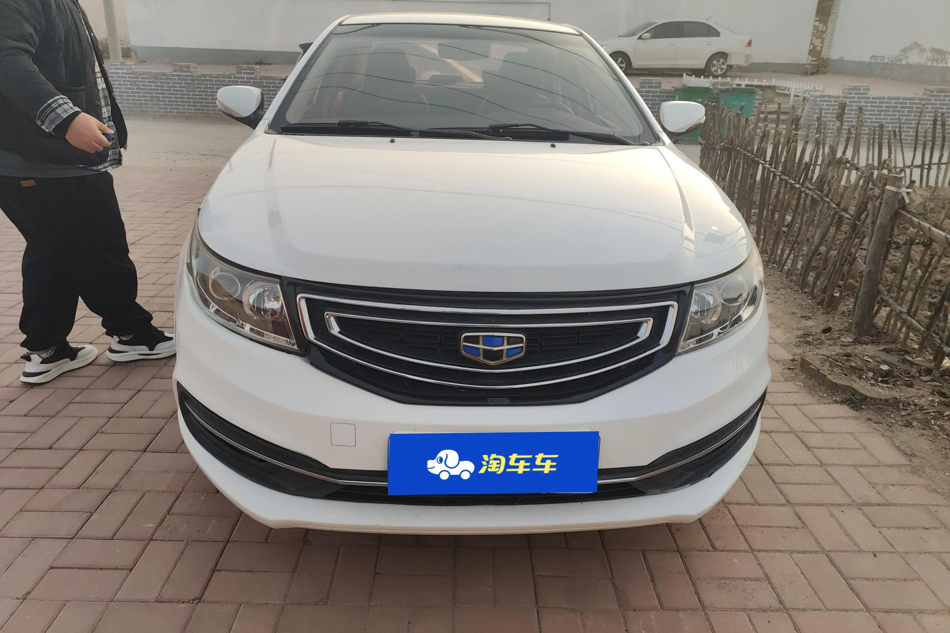 Geely Vision  из Китая