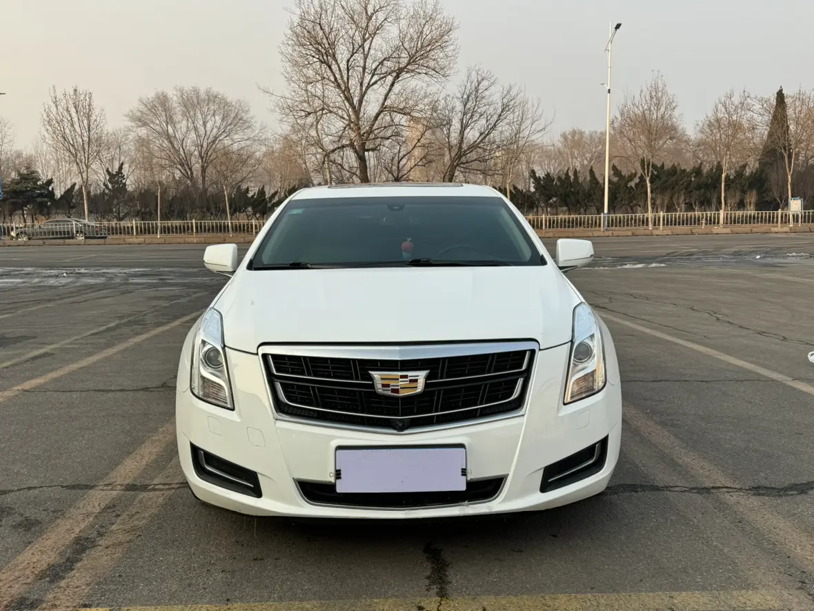 Cadillac XTS  из Китая