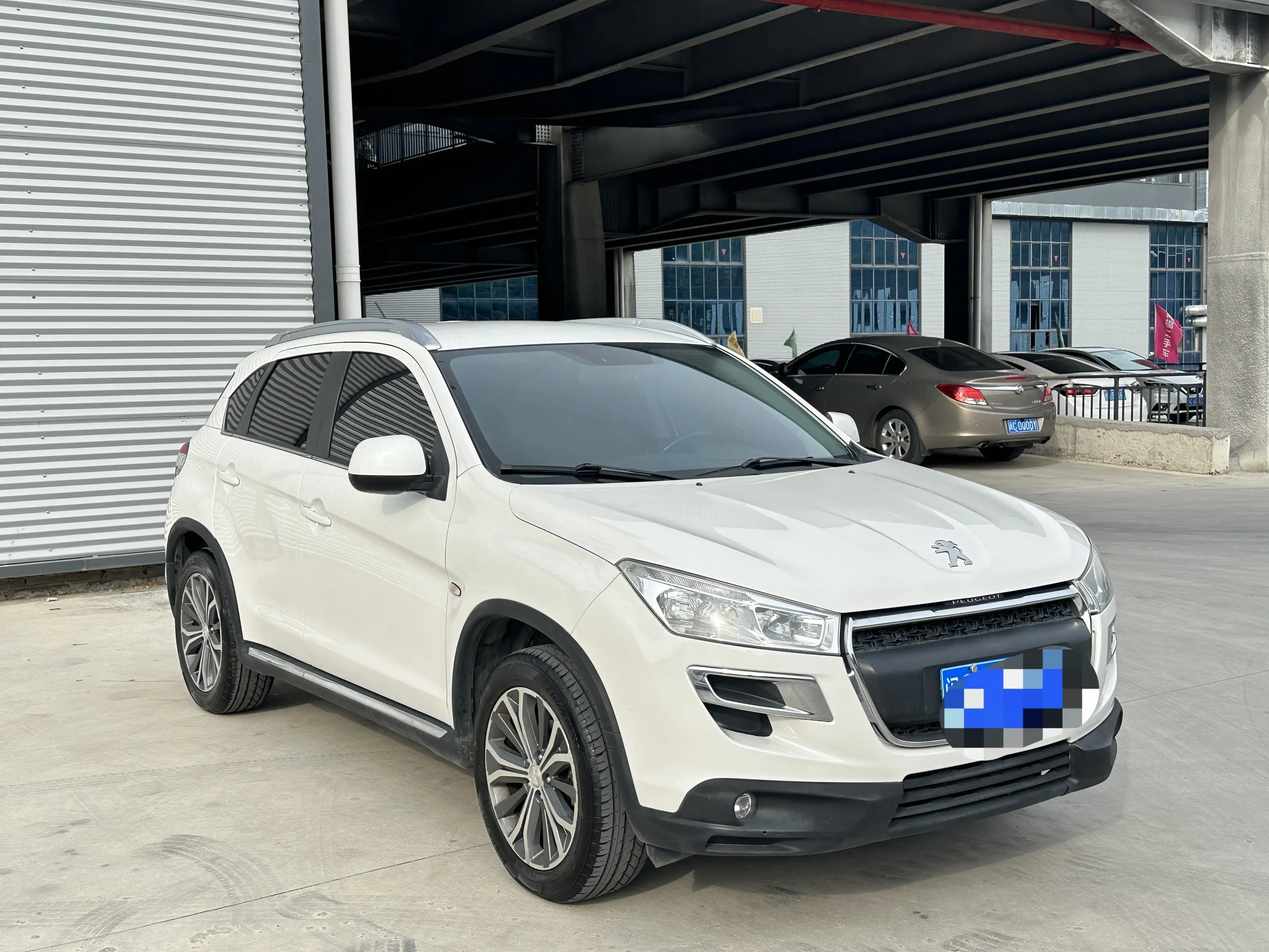 Peugeot 4008  из Китая