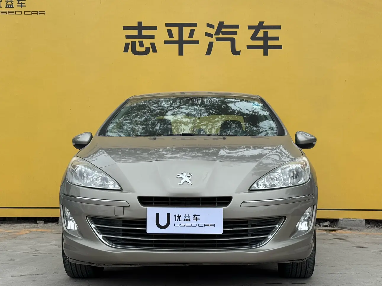 Peugeot 408  из Китая