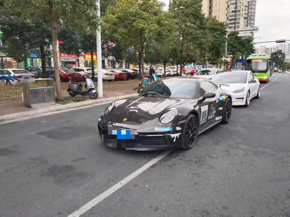 Porsche 911  из Китая