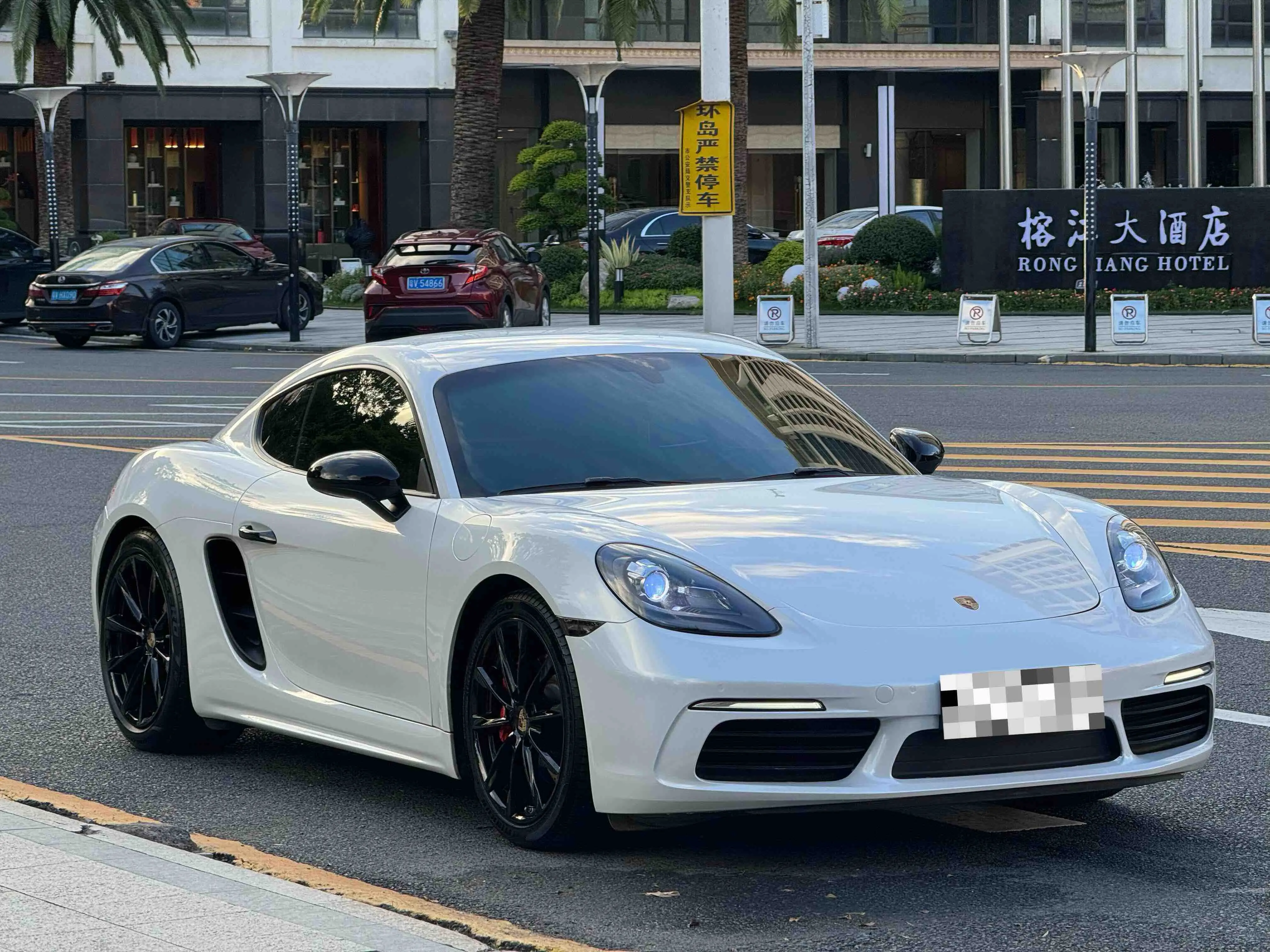 Porsche 718
