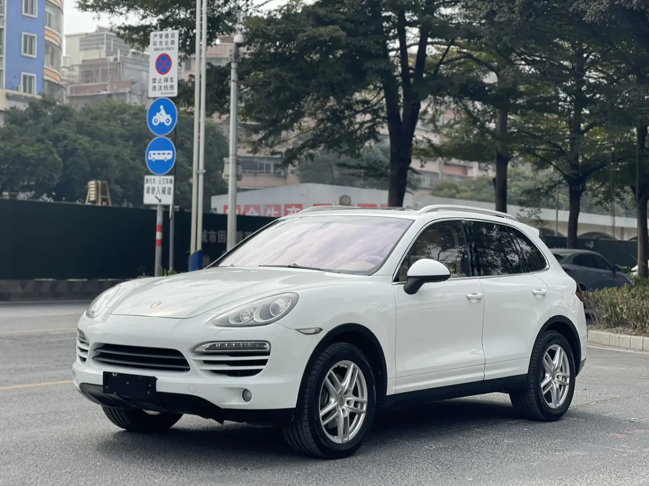 Porsche Cayenne  из Китая