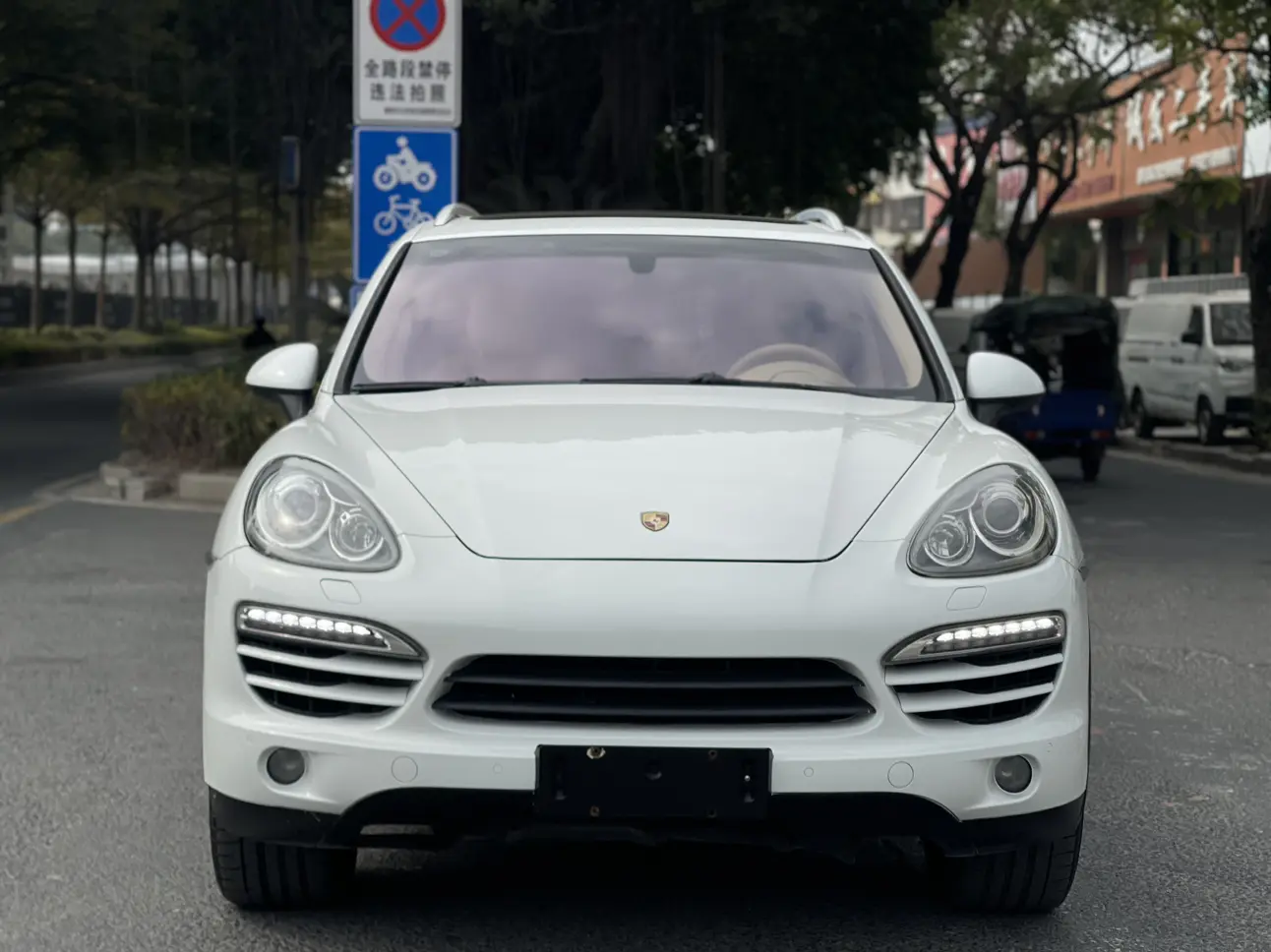 Porsche Cayenne  из Китая