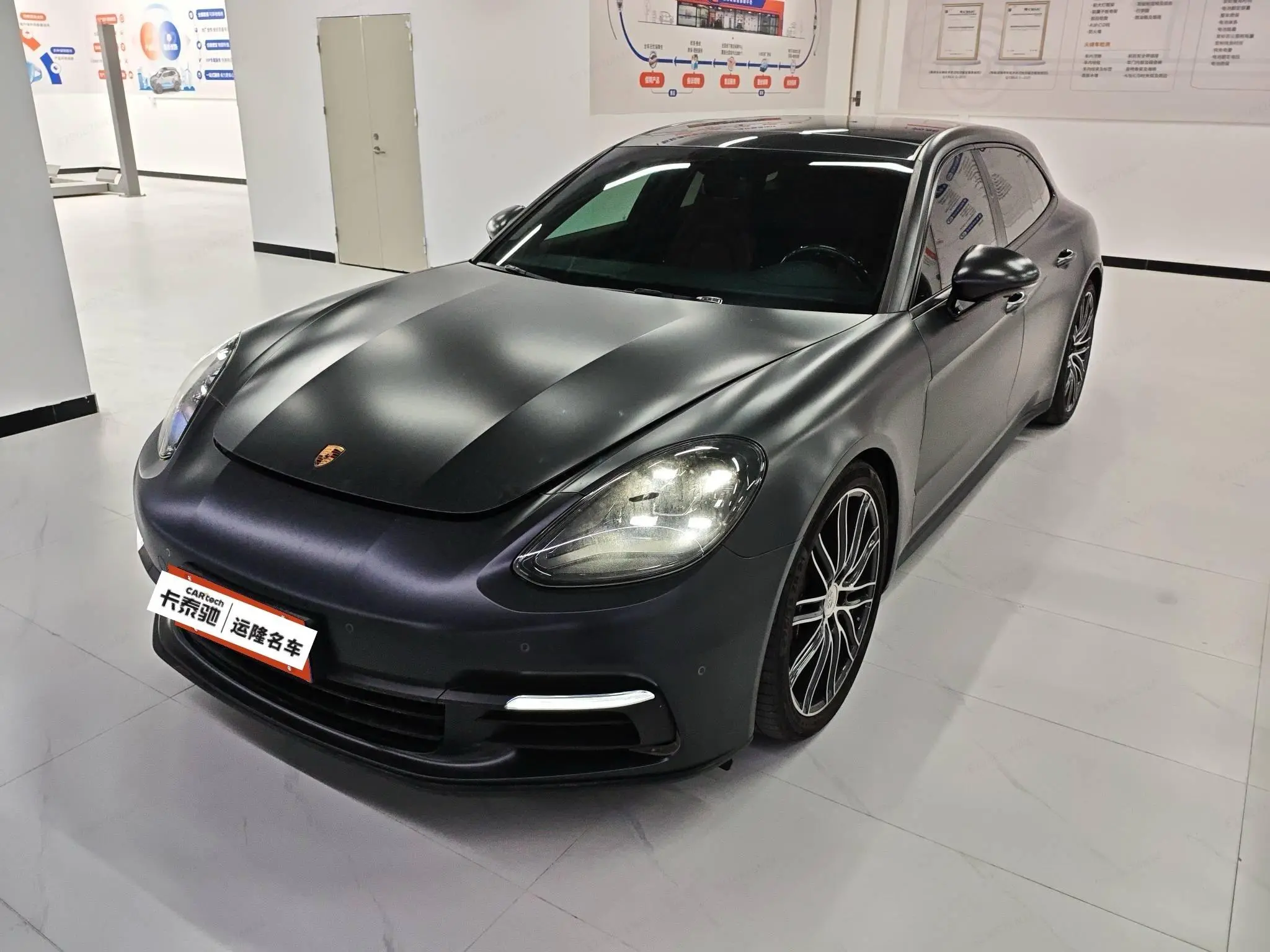 Porsche Panamera  из Китая