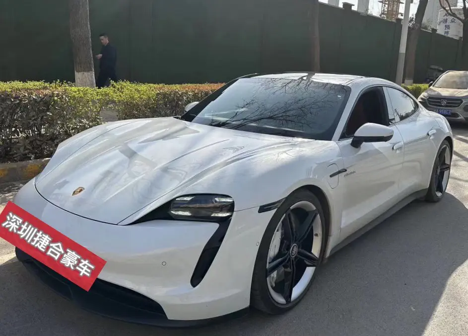 Porsche Taycan  из Китая