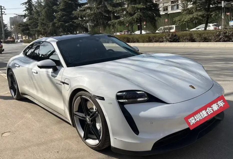 Porsche Taycan  из Китая
