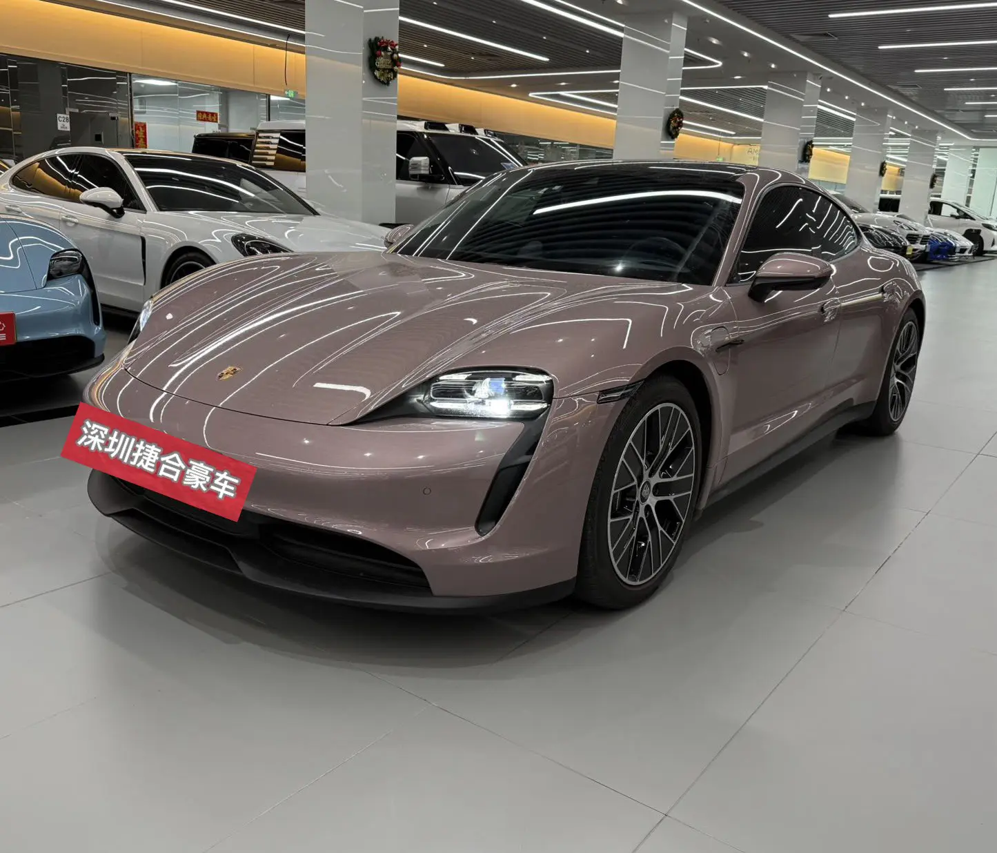 Porsche Taycan  из Китая