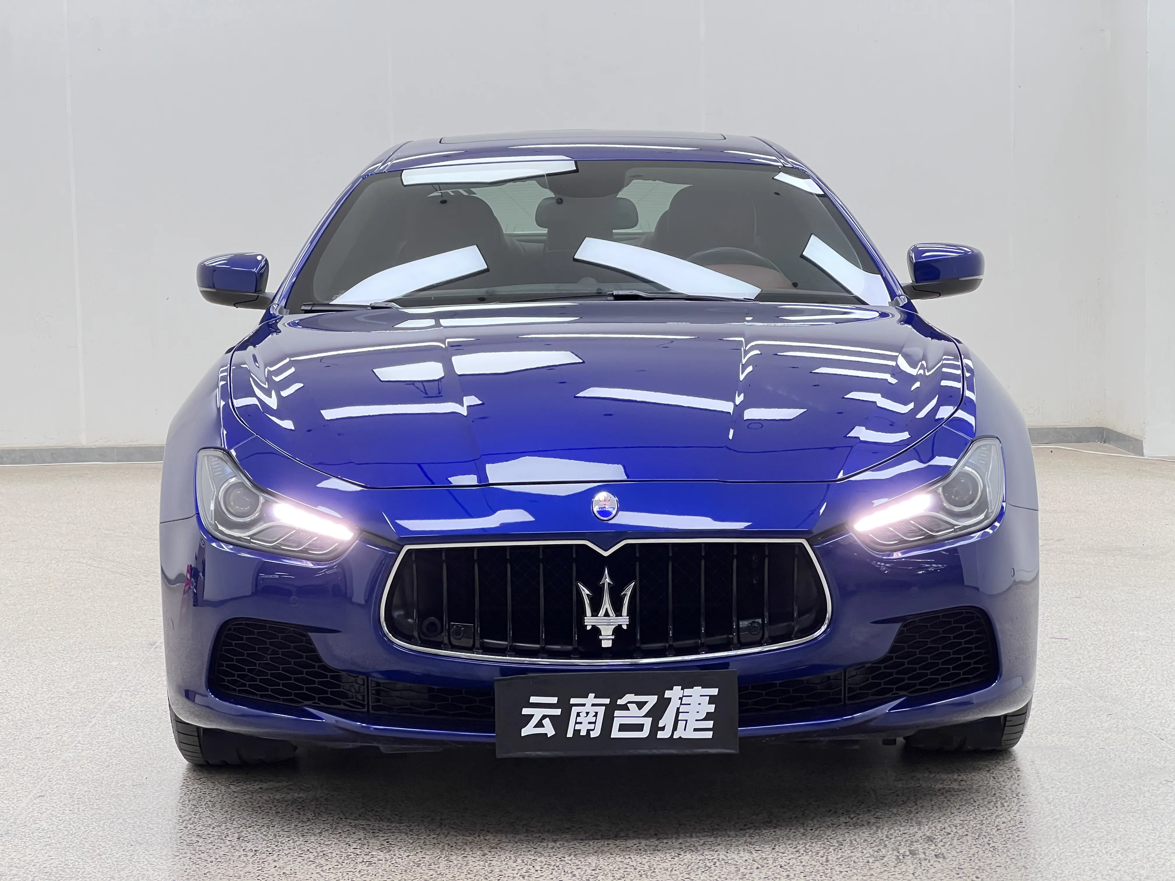 Maserati Ghibli  из Китая