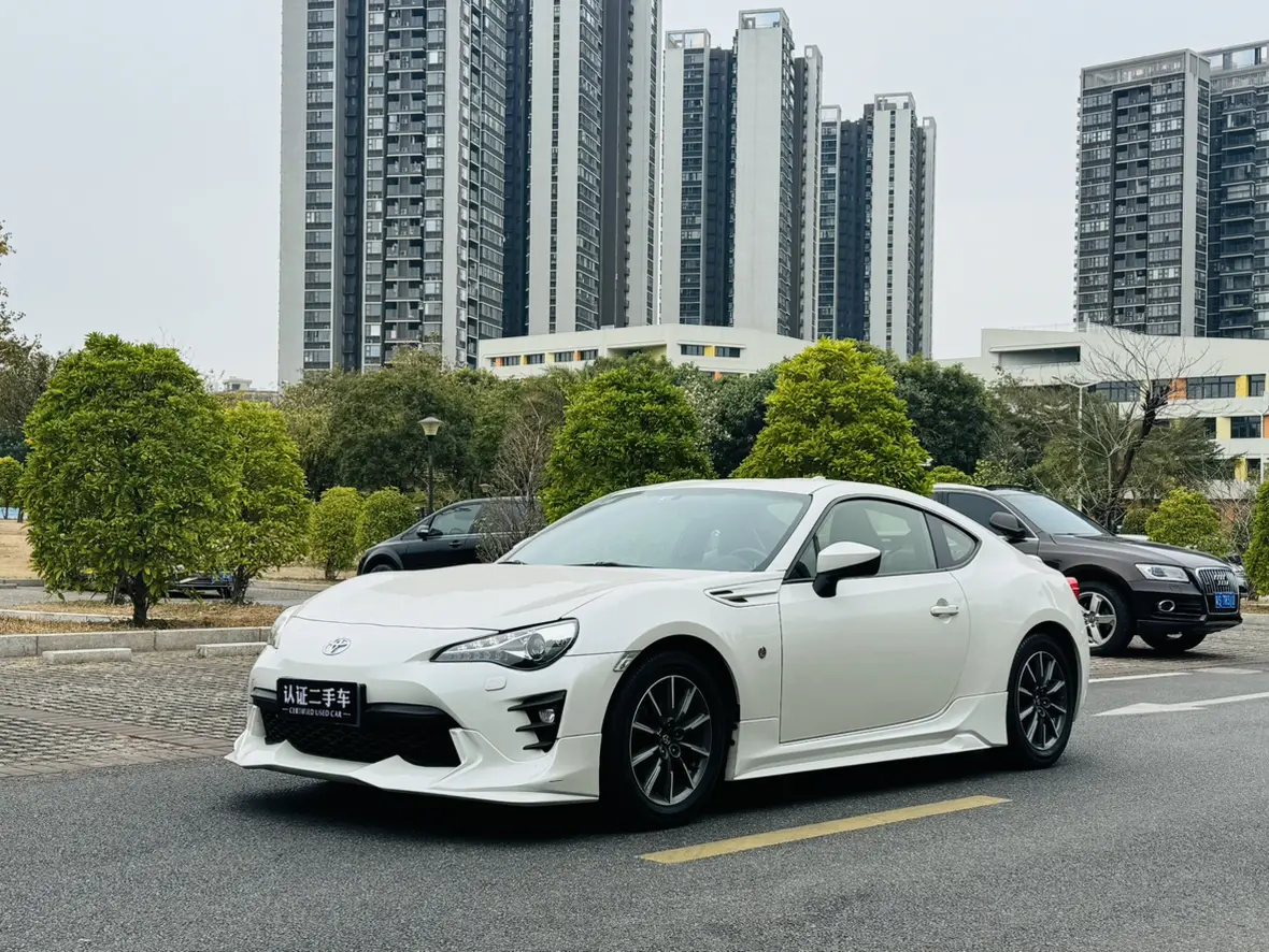 Toyota 86  из Китая