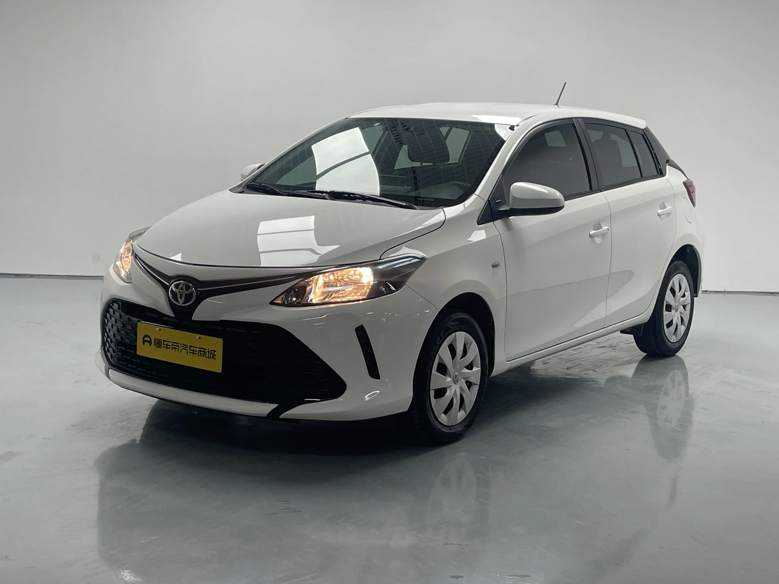 Toyota Vios FS  из Китая