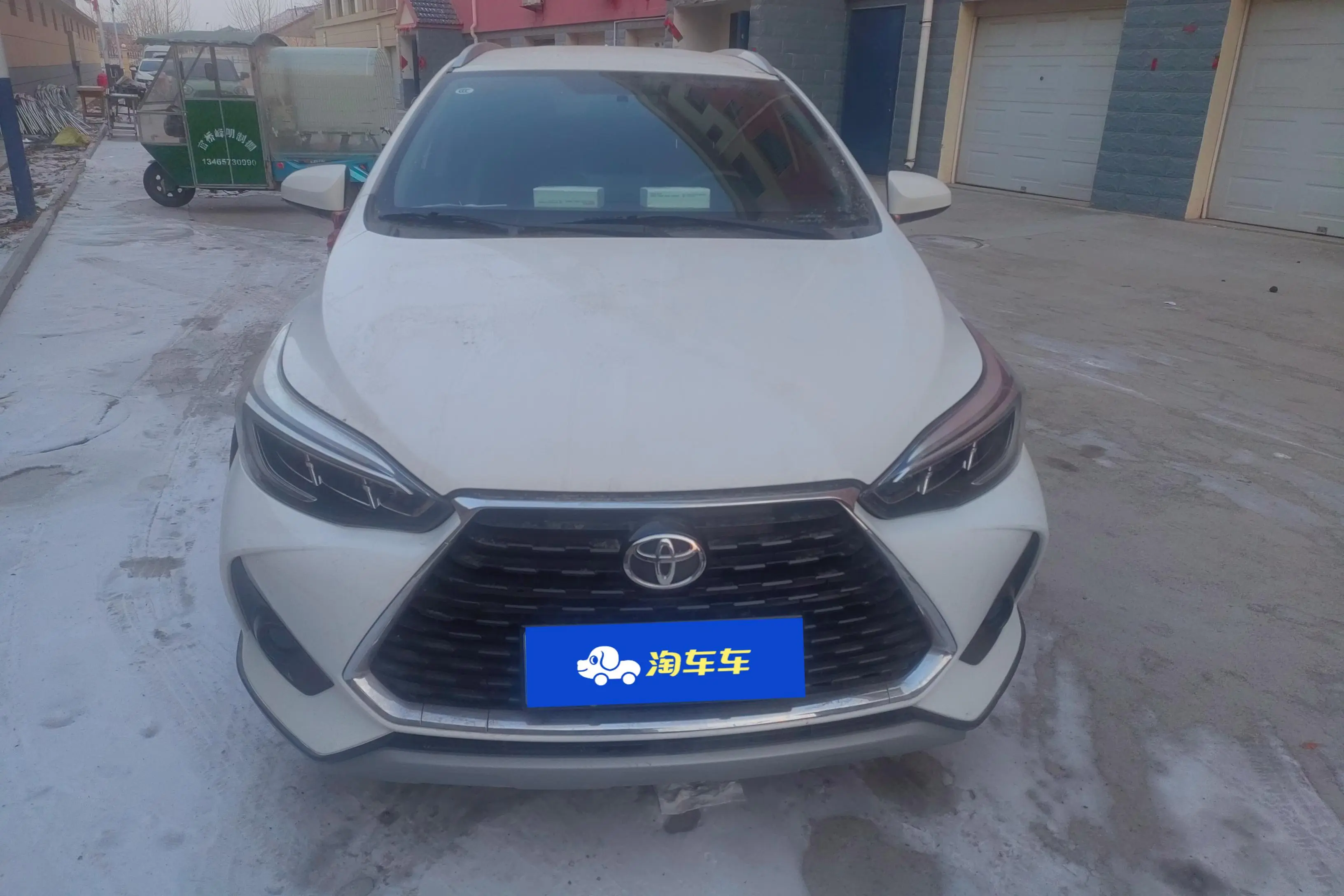 Toyota Yaris L  из Китая