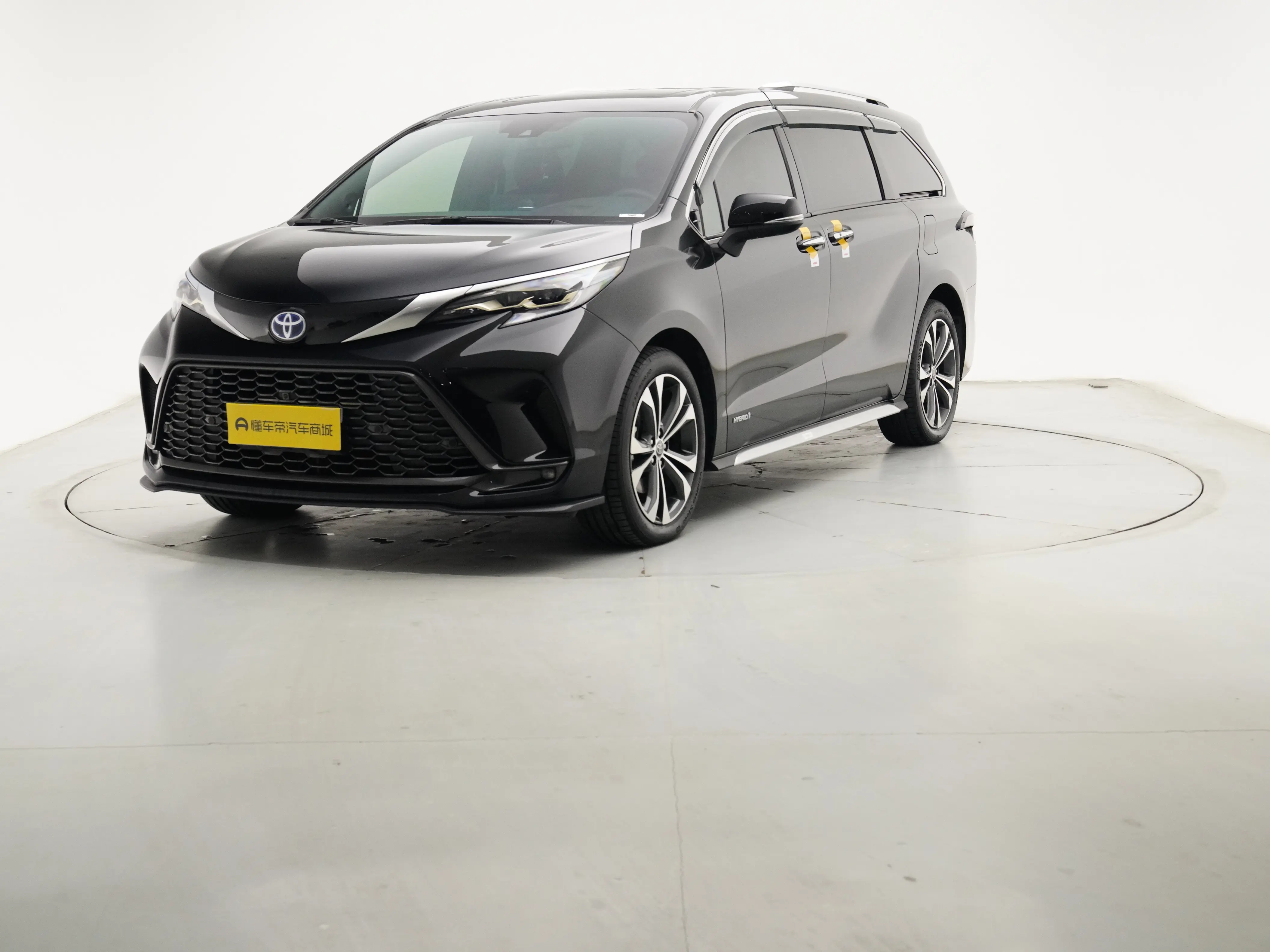 Toyota Granvia  из Китая