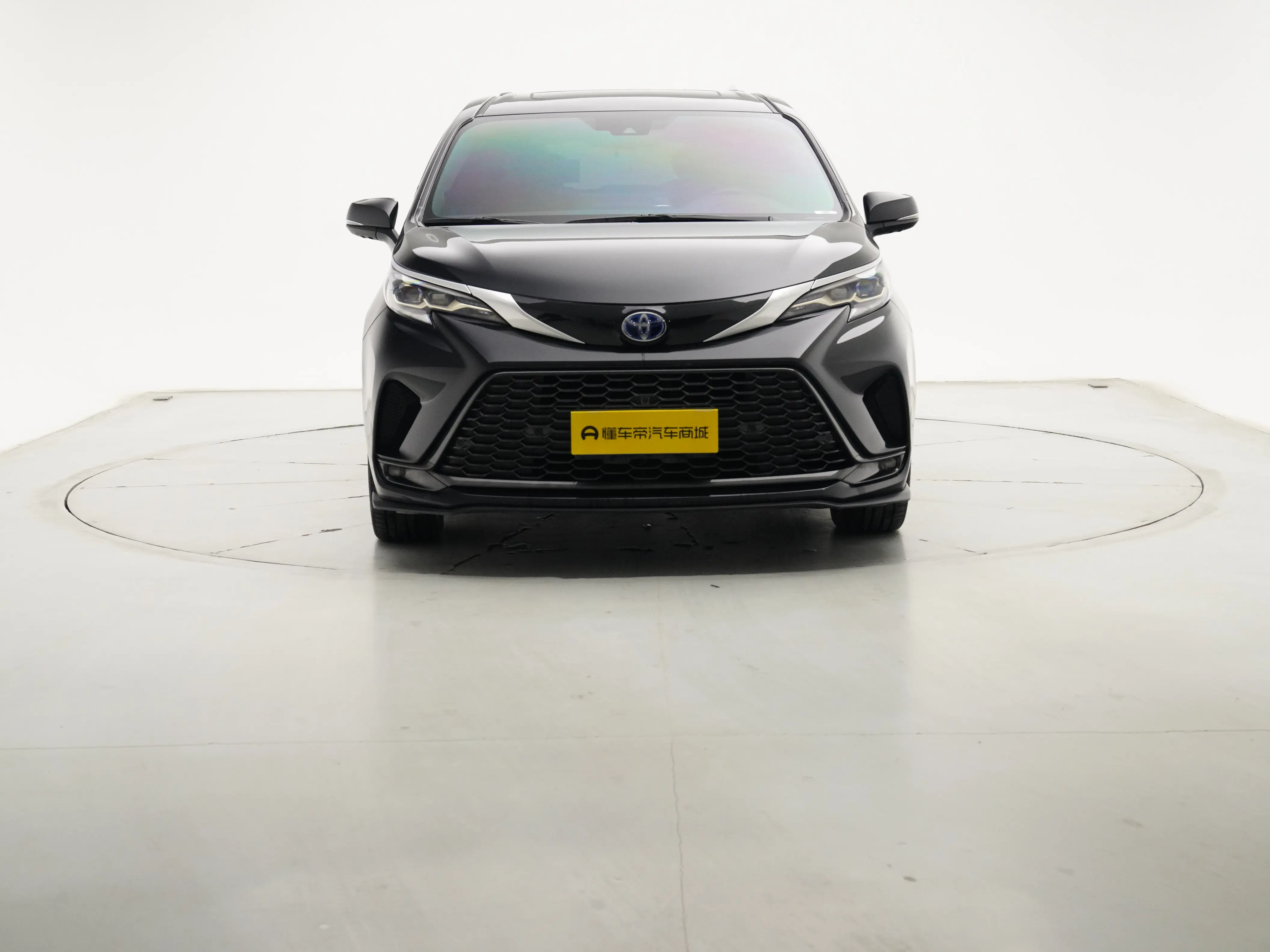 Toyota Granvia  из Китая