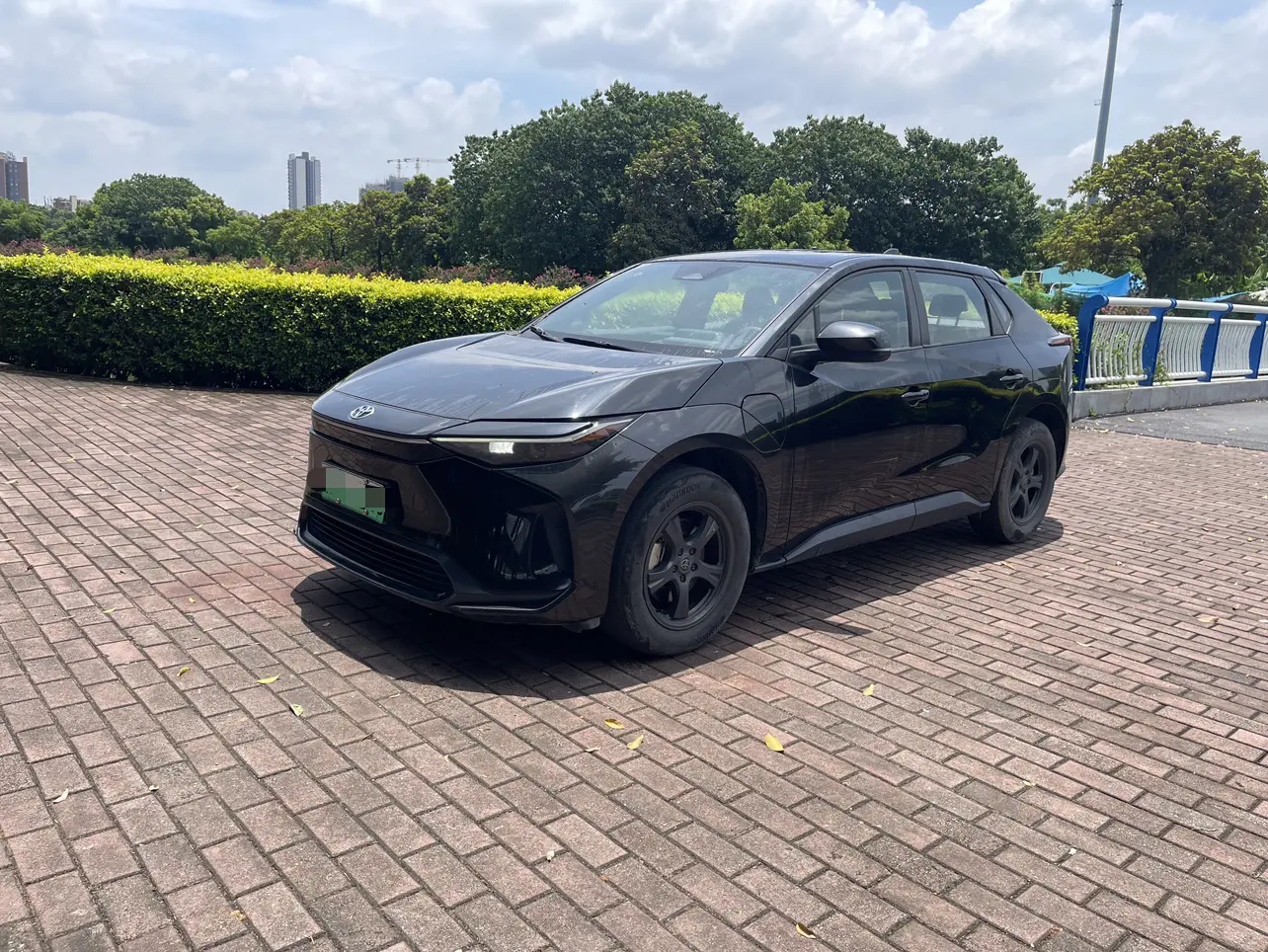 Toyota FAW  bZ4X  из Китая