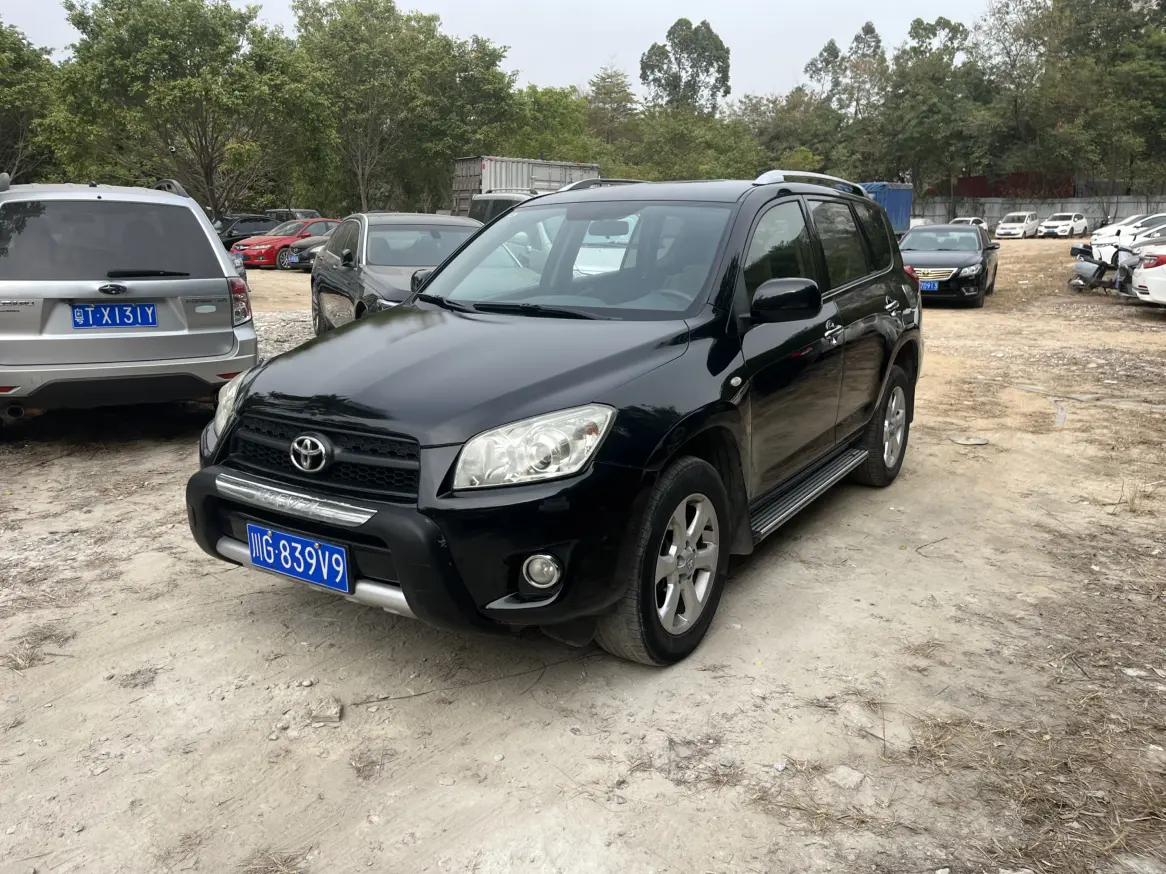 Toyota RAV4  из Китая