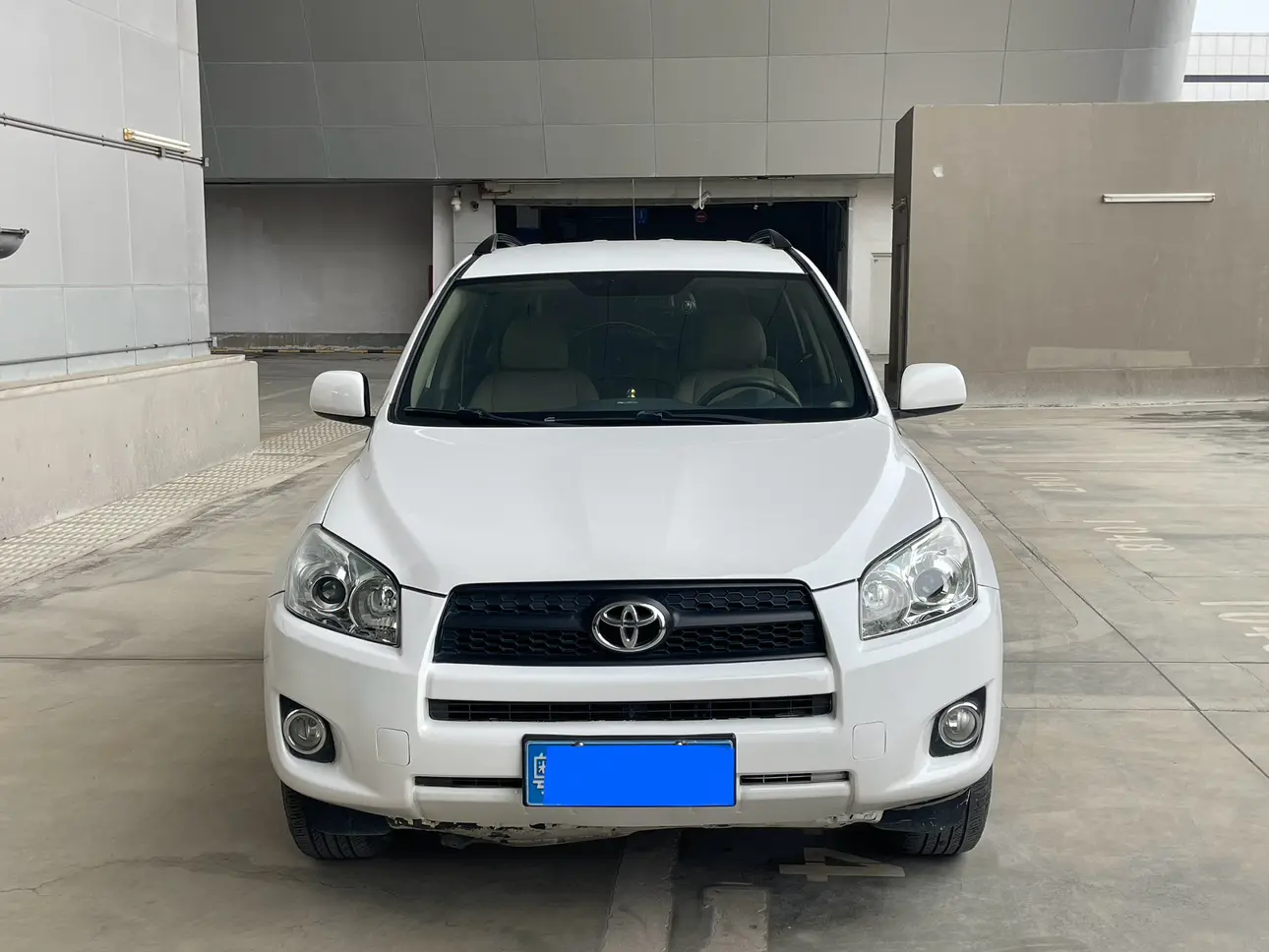 Toyota RAV4  из Китая