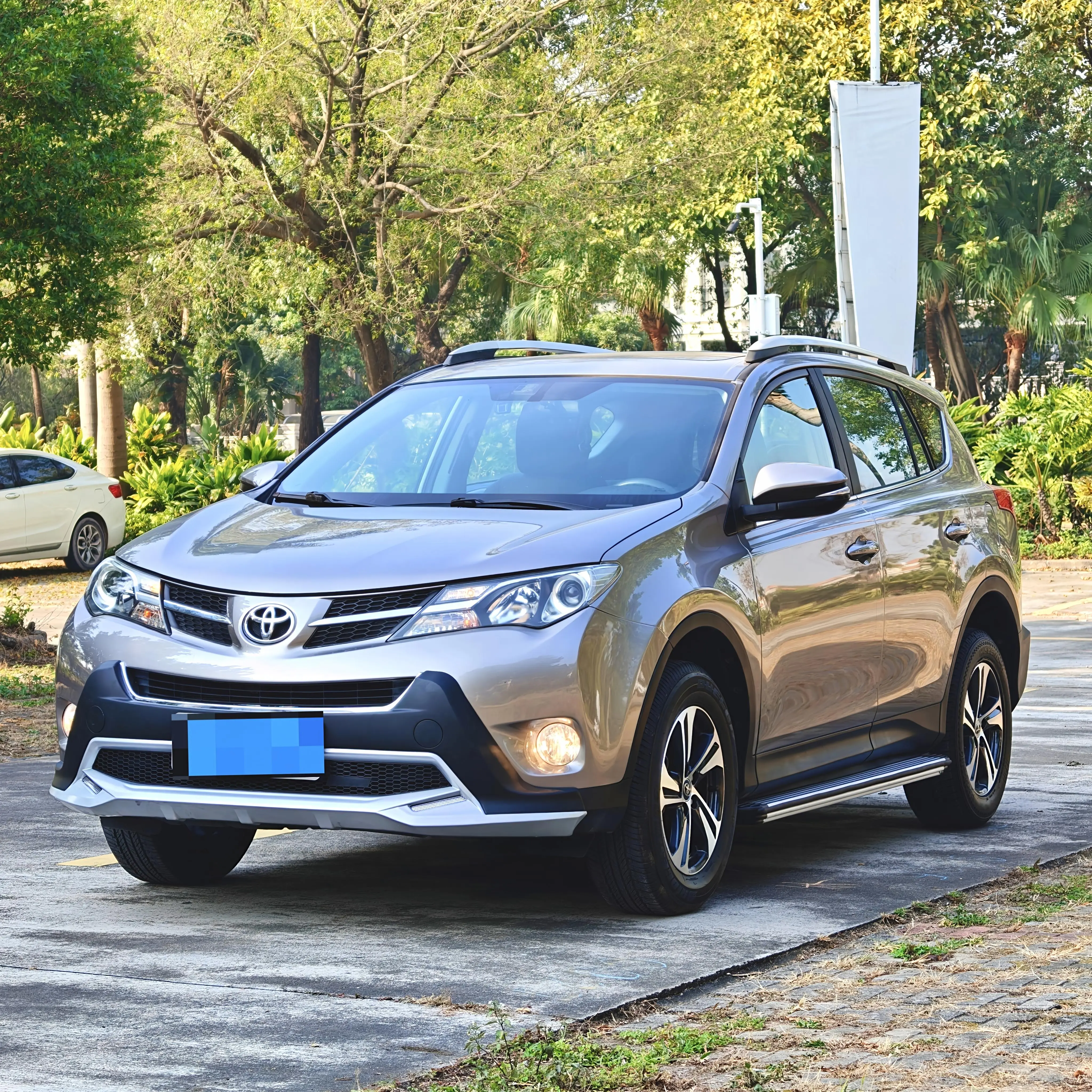 Toyota RAV4  из Китая