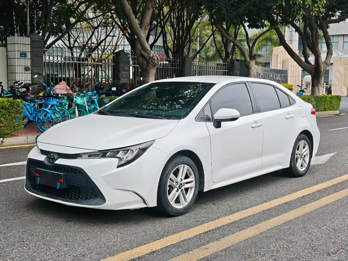 Toyota Levin (Lei Ling)  из Китая