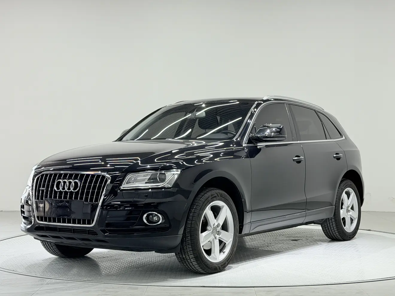 Audi Q5  из Китая