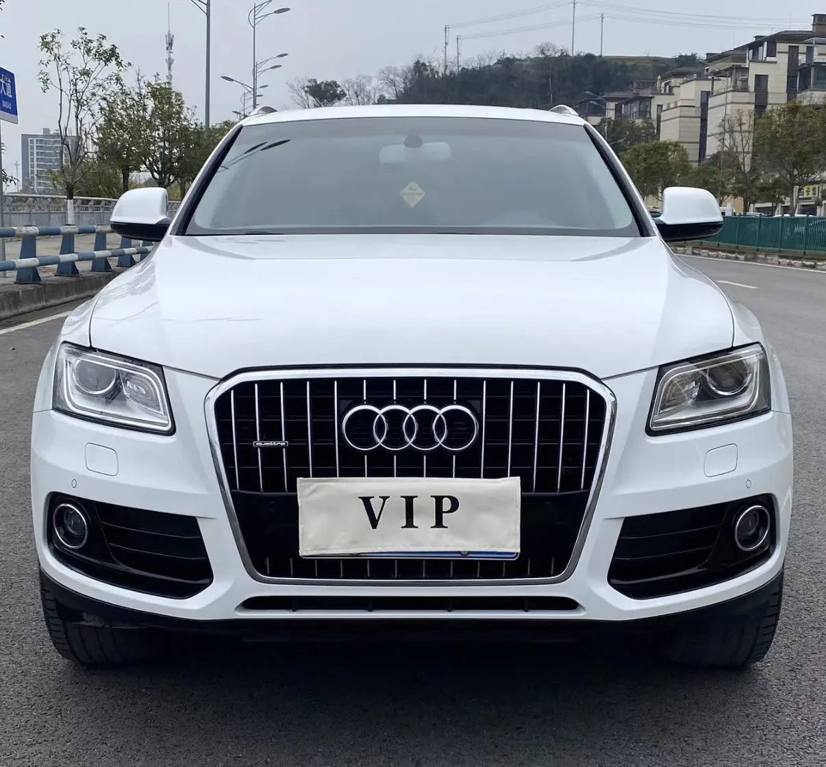 Audi Q5  из Китая