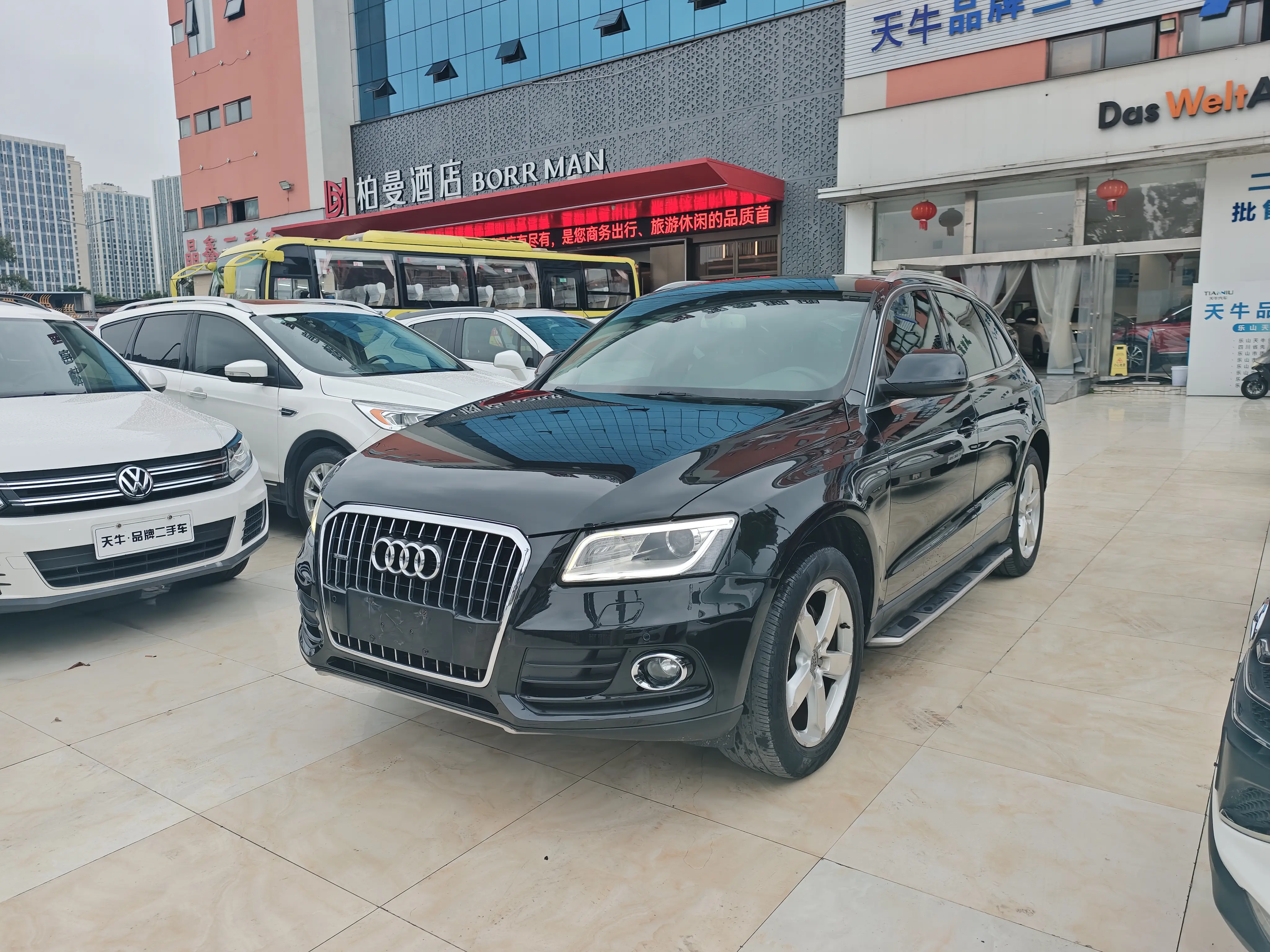 Audi Q5  из Китая