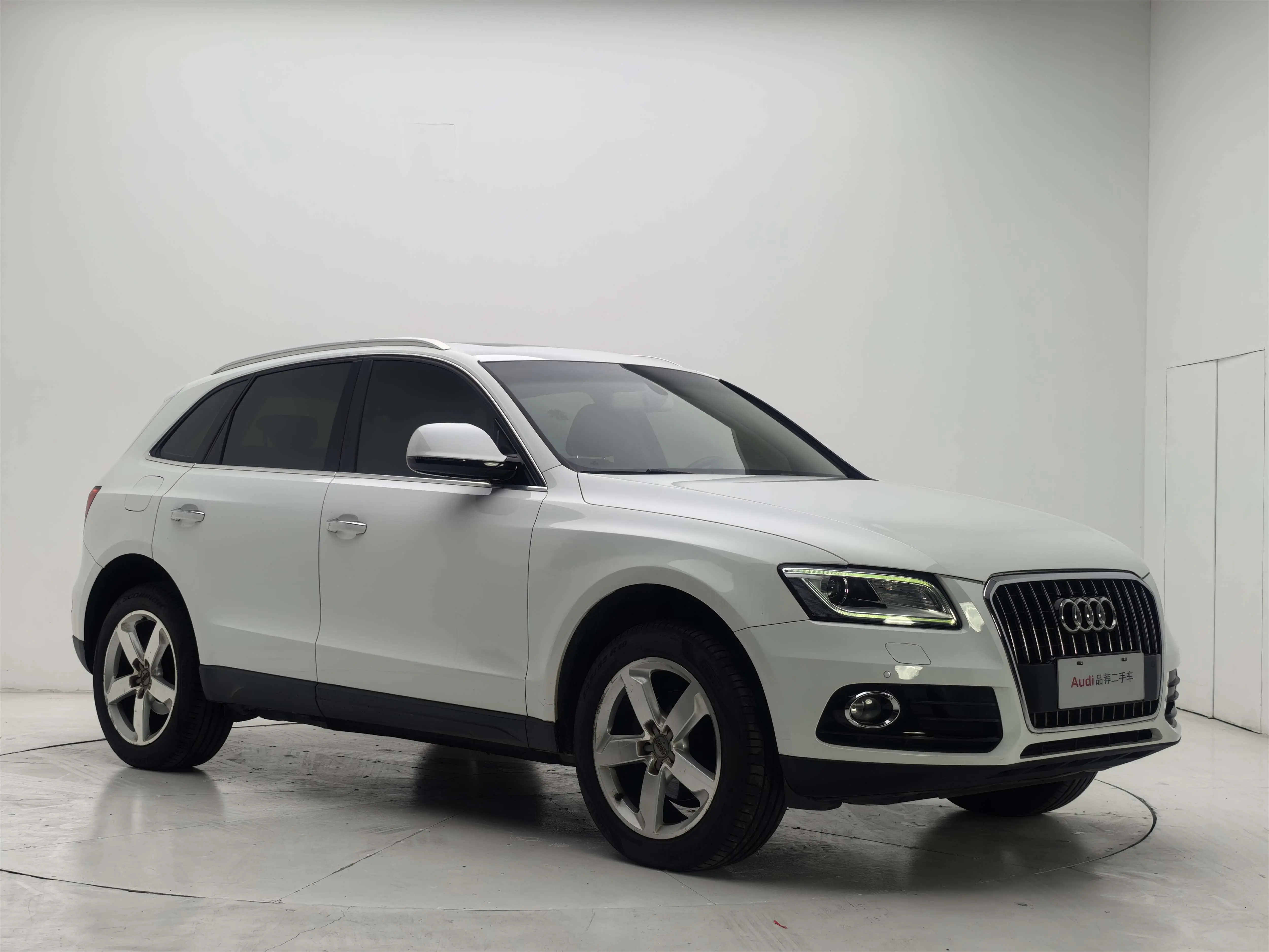 Audi Q5  из Китая