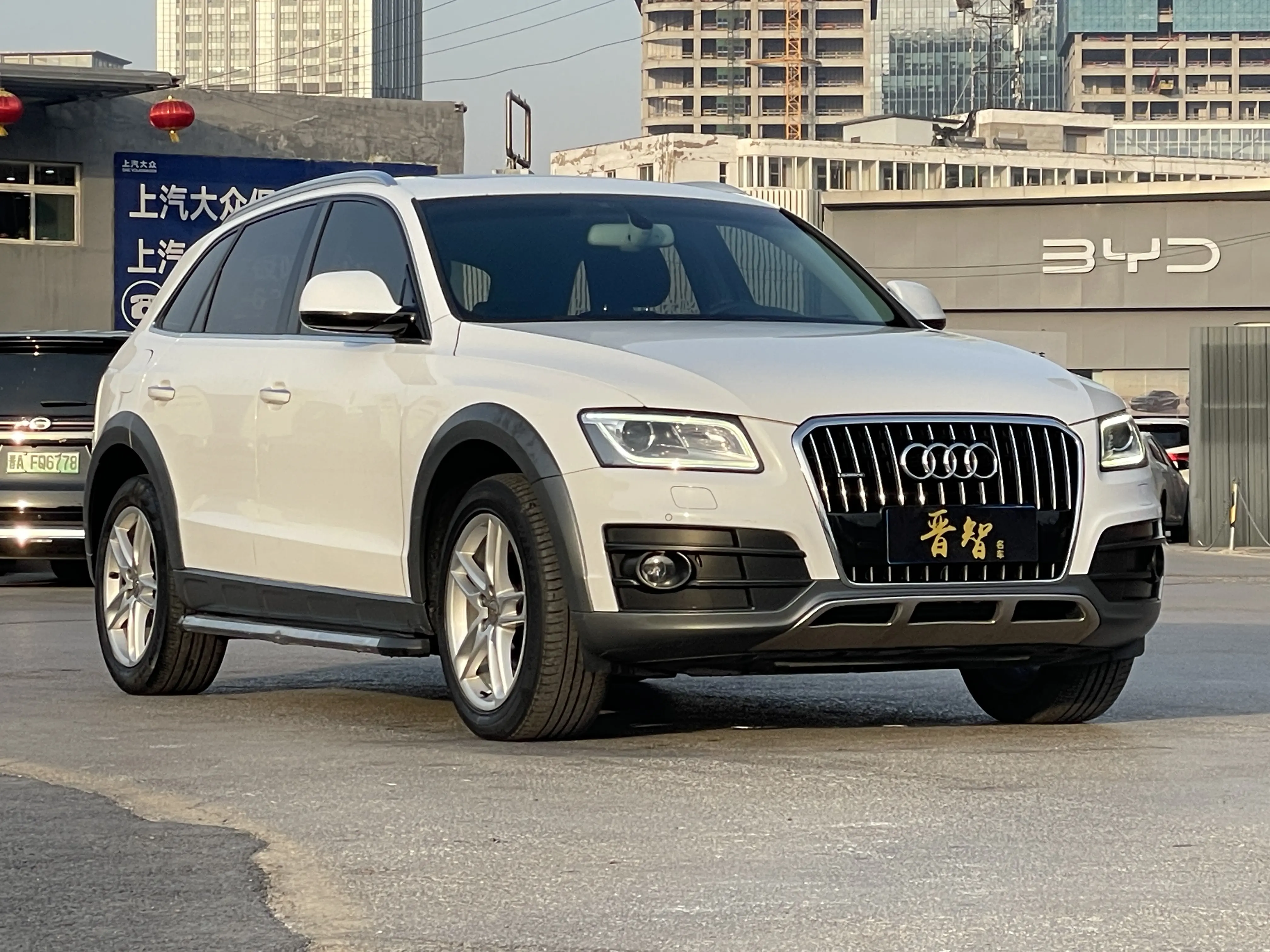 Audi Q5  из Китая