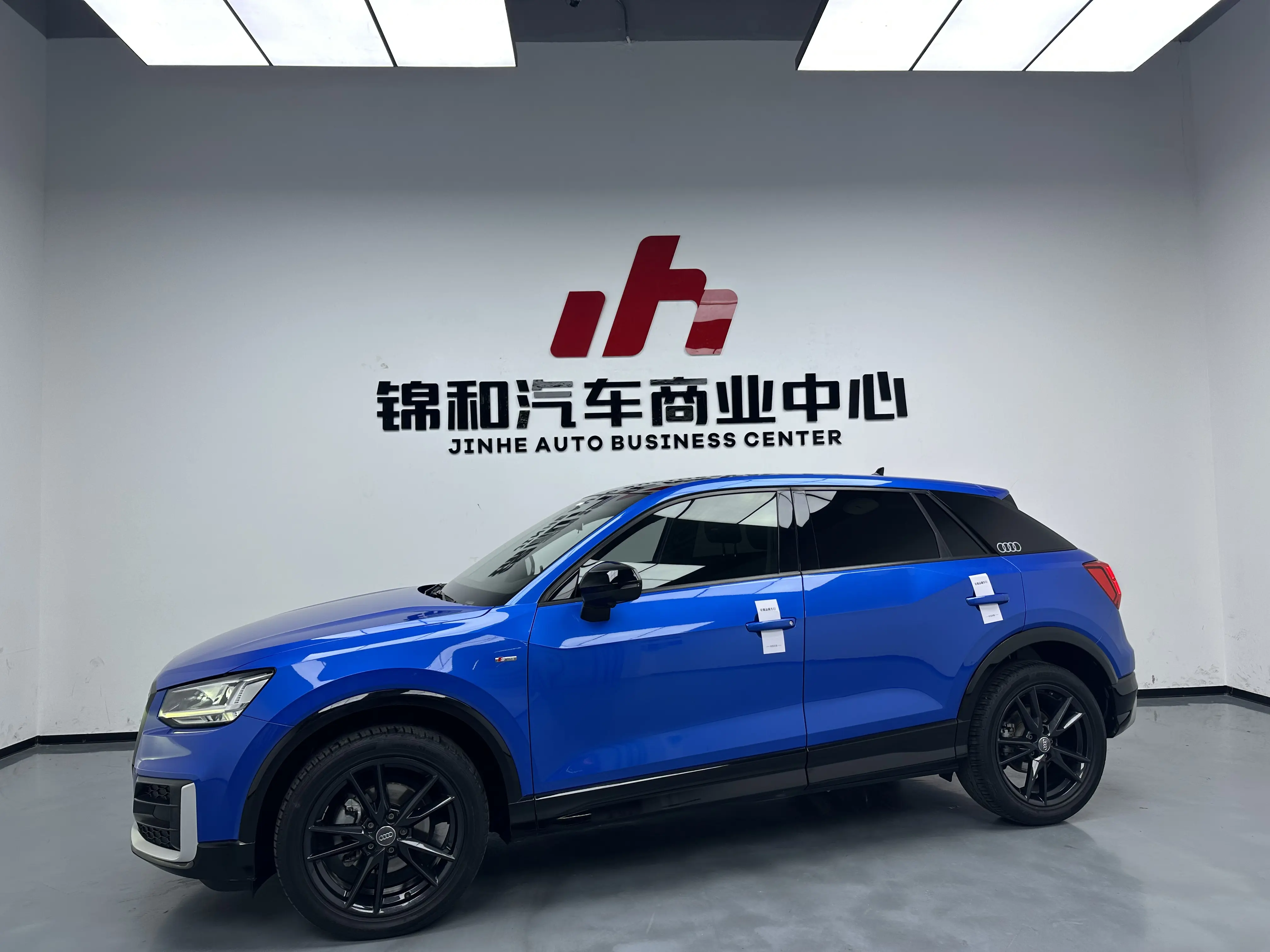 Audi Q2L  из Китая