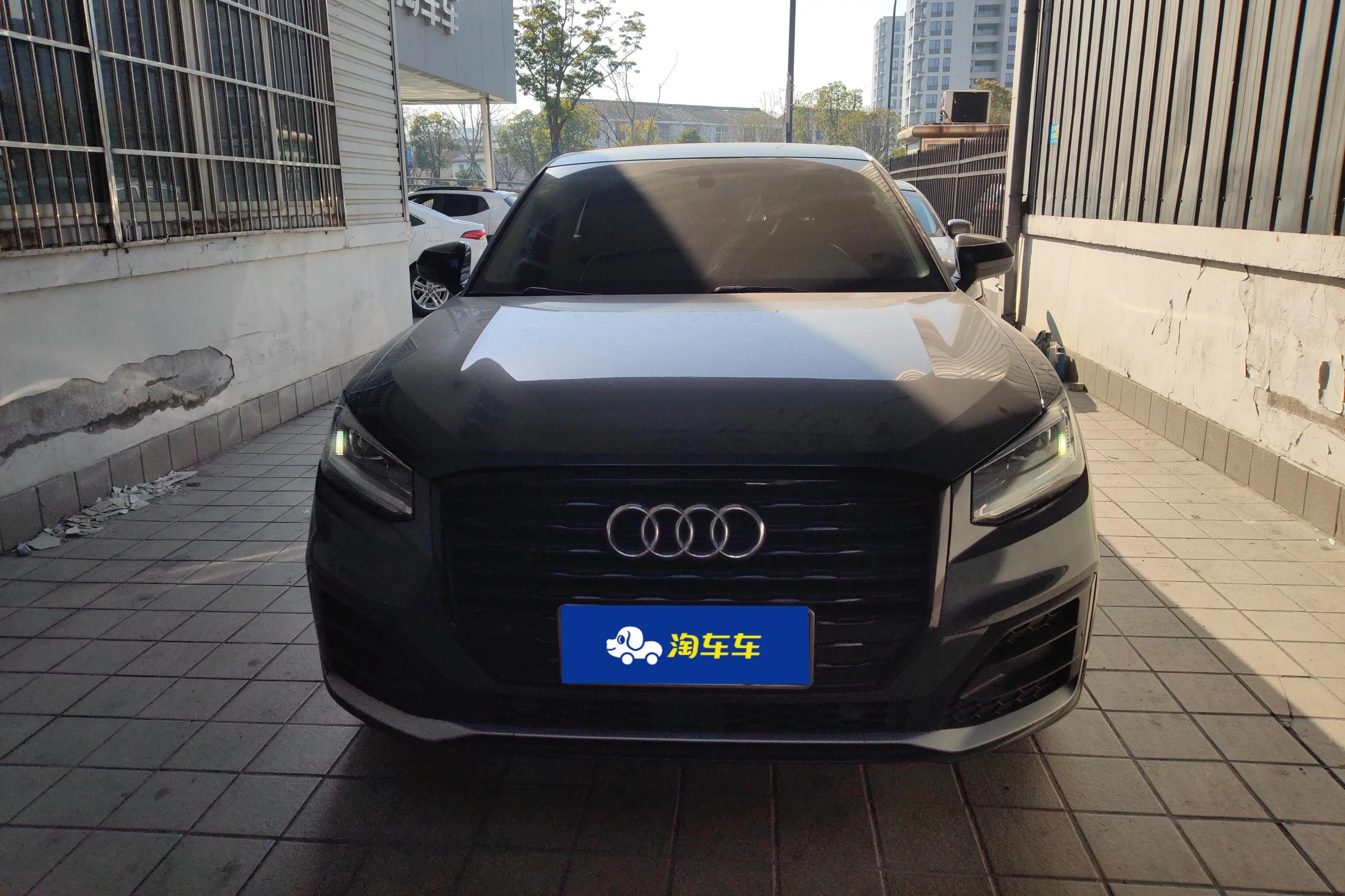 Audi Q2L  из Китая