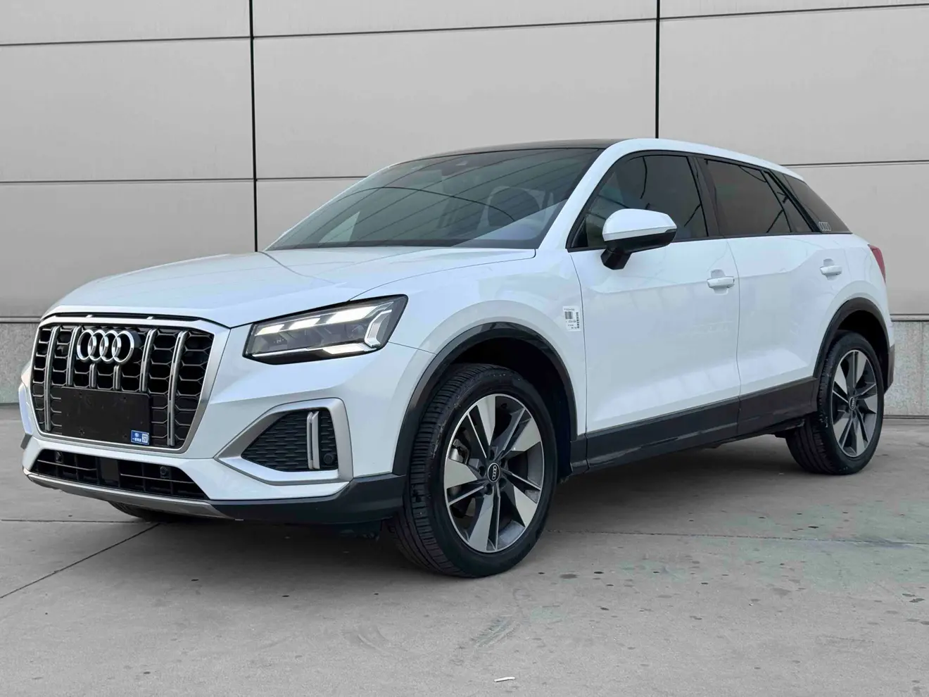 Audi Q2L