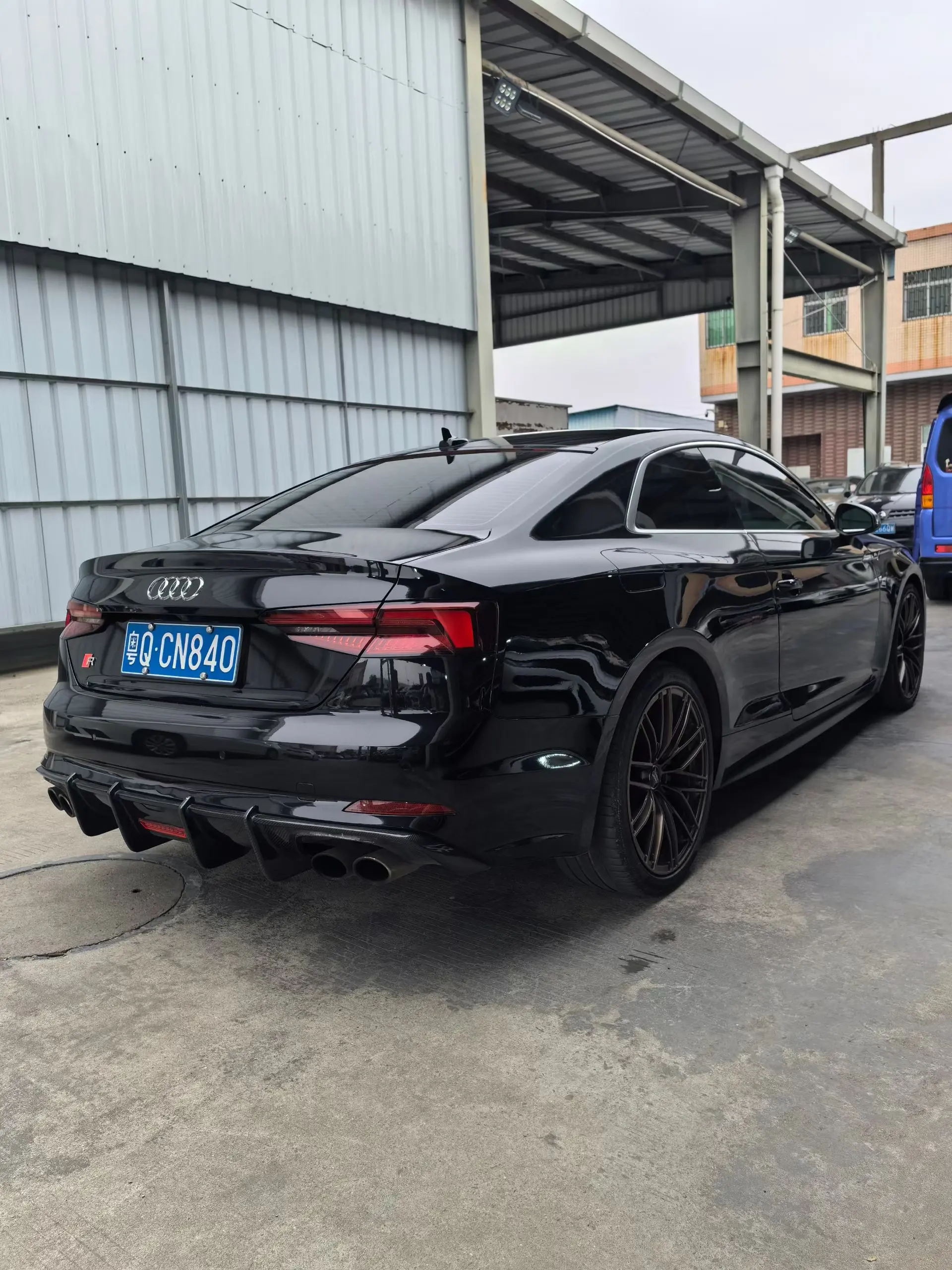 Audi S5  из Китая