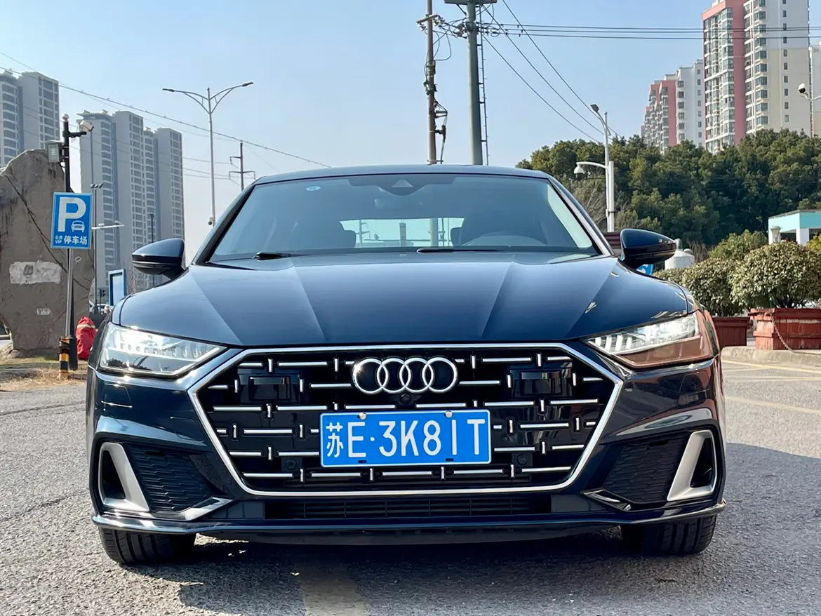 Audi A7L  из Китая