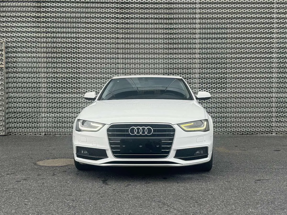 Audi A4L  из Китая