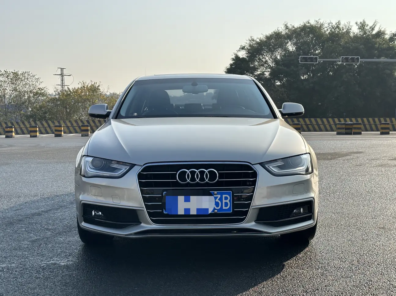 Audi A4L  из Китая