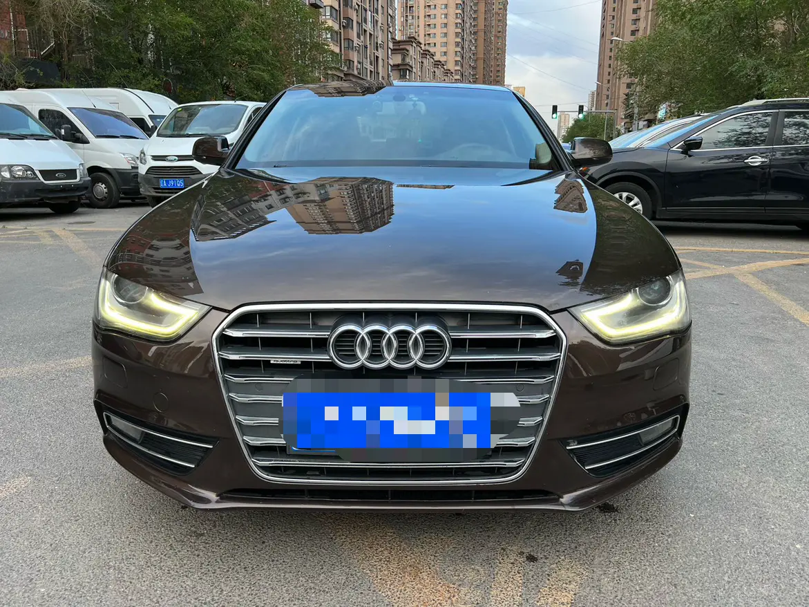 Audi A4L  из Китая