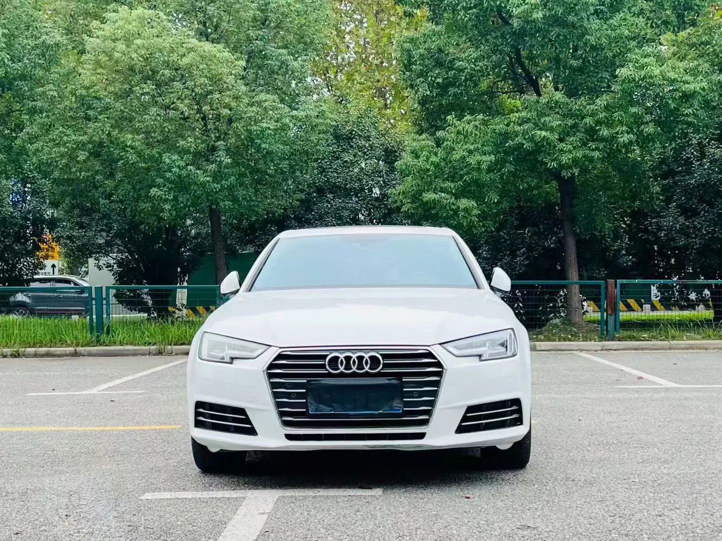 Audi A4L  из Китая