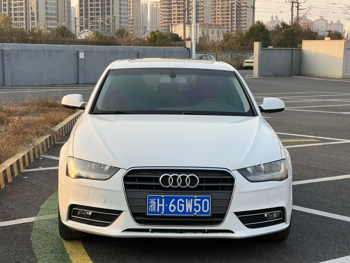 Audi A4L  из Китая
