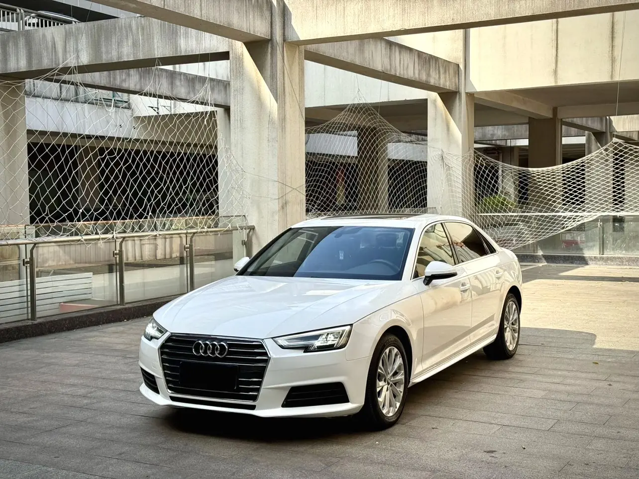 Audi A4L  из Китая