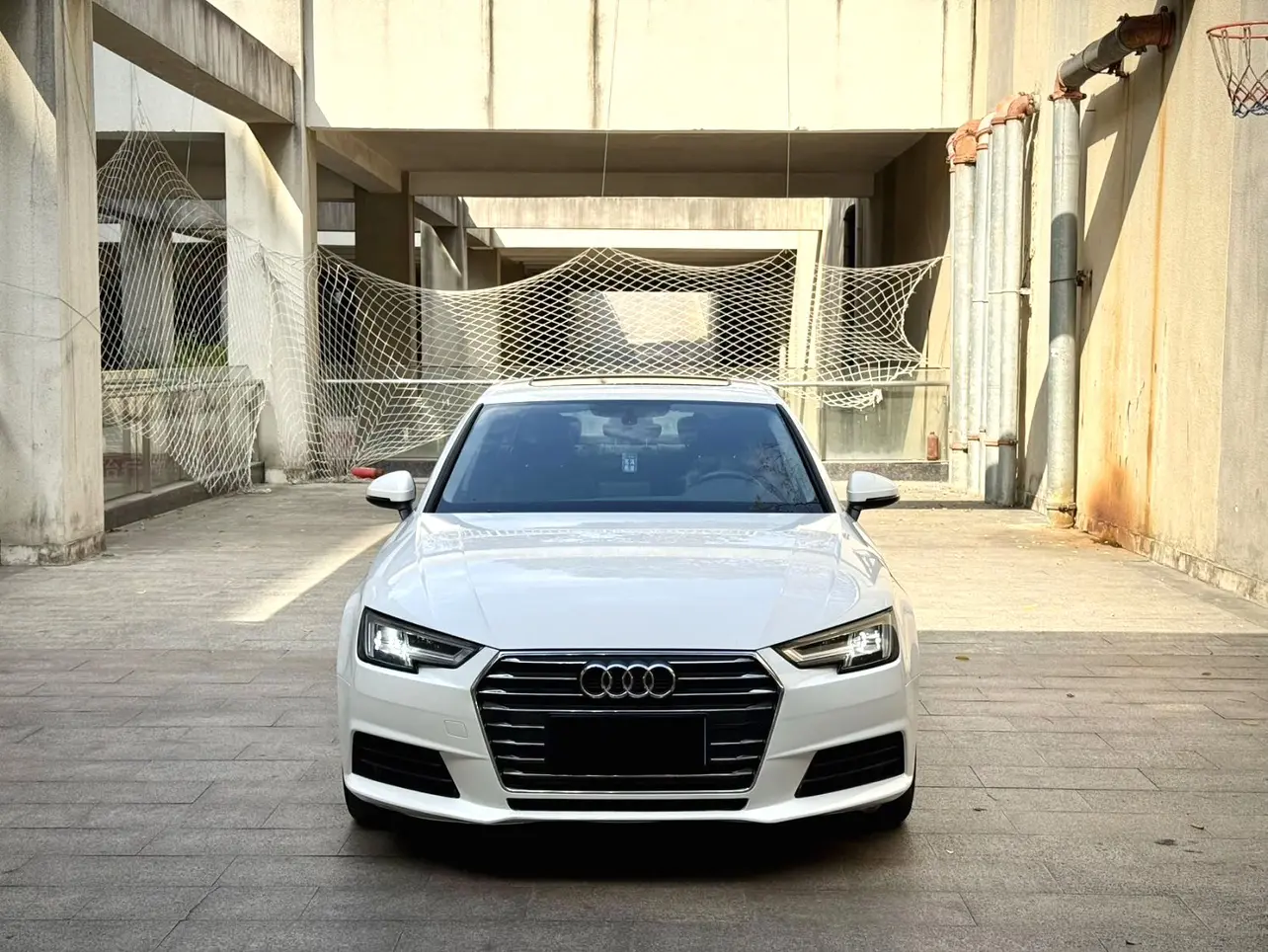 Audi A4L  из Китая