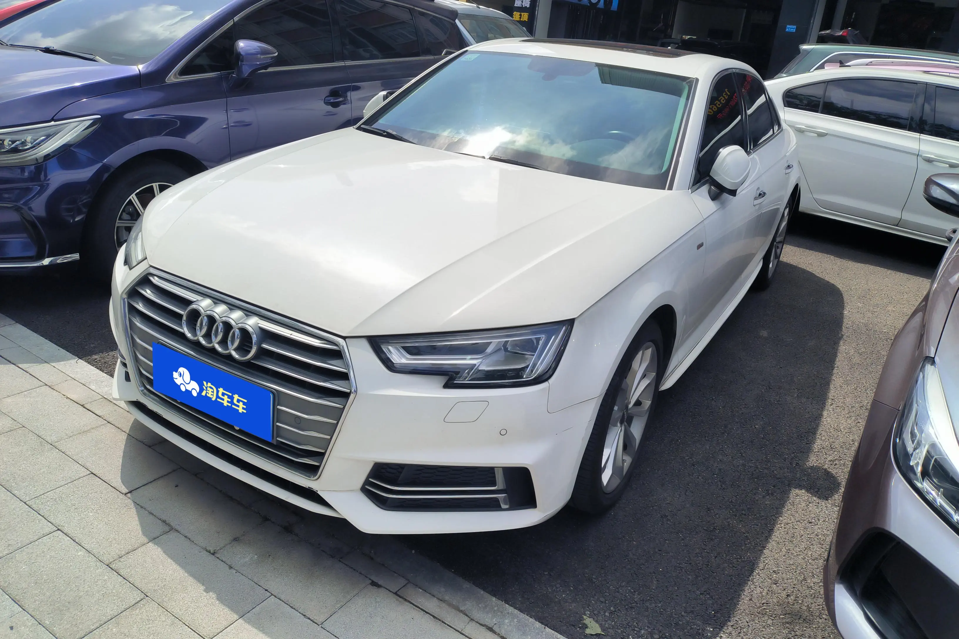 Audi A4L  из Китая