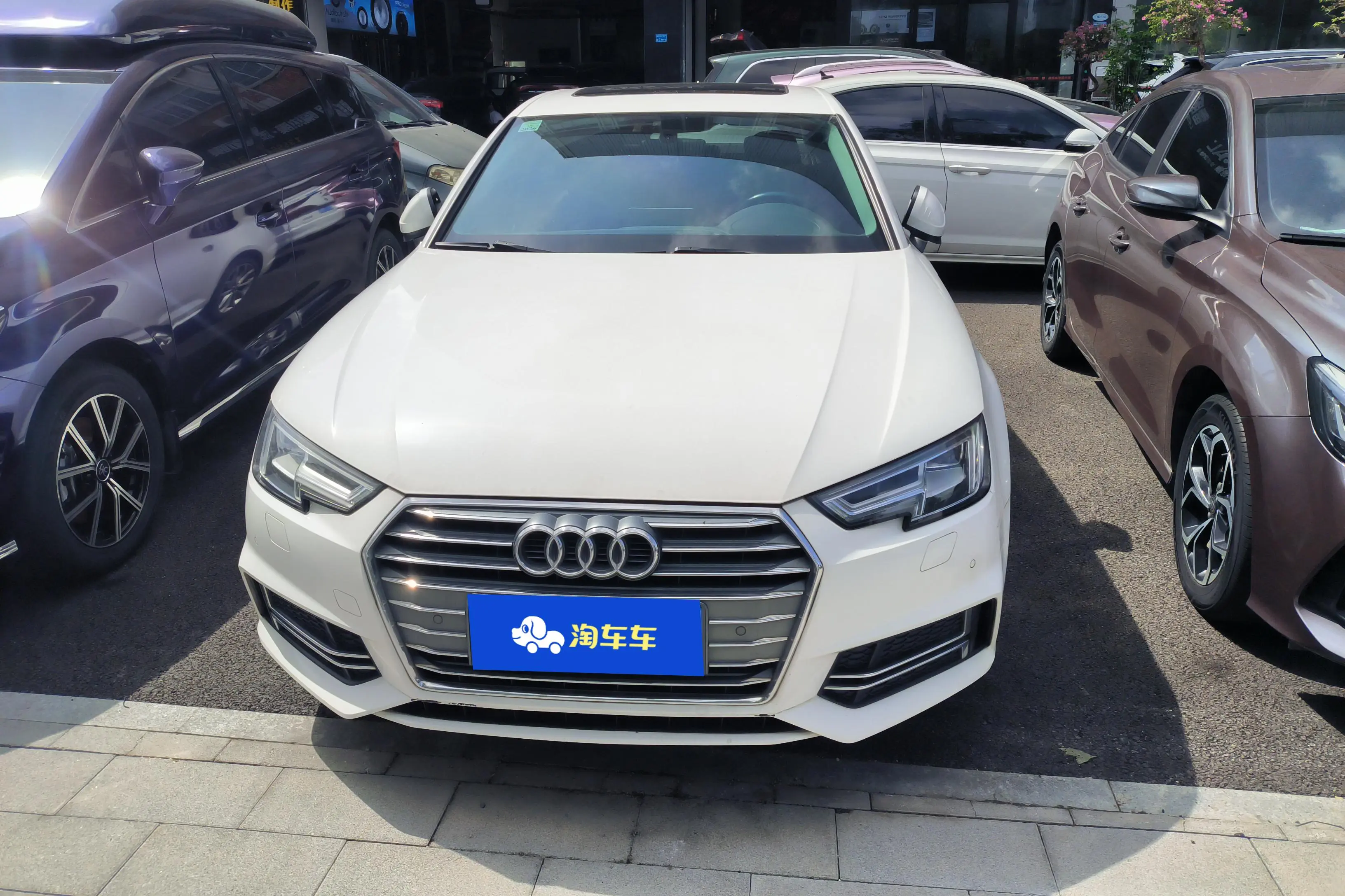 Audi A4L  из Китая