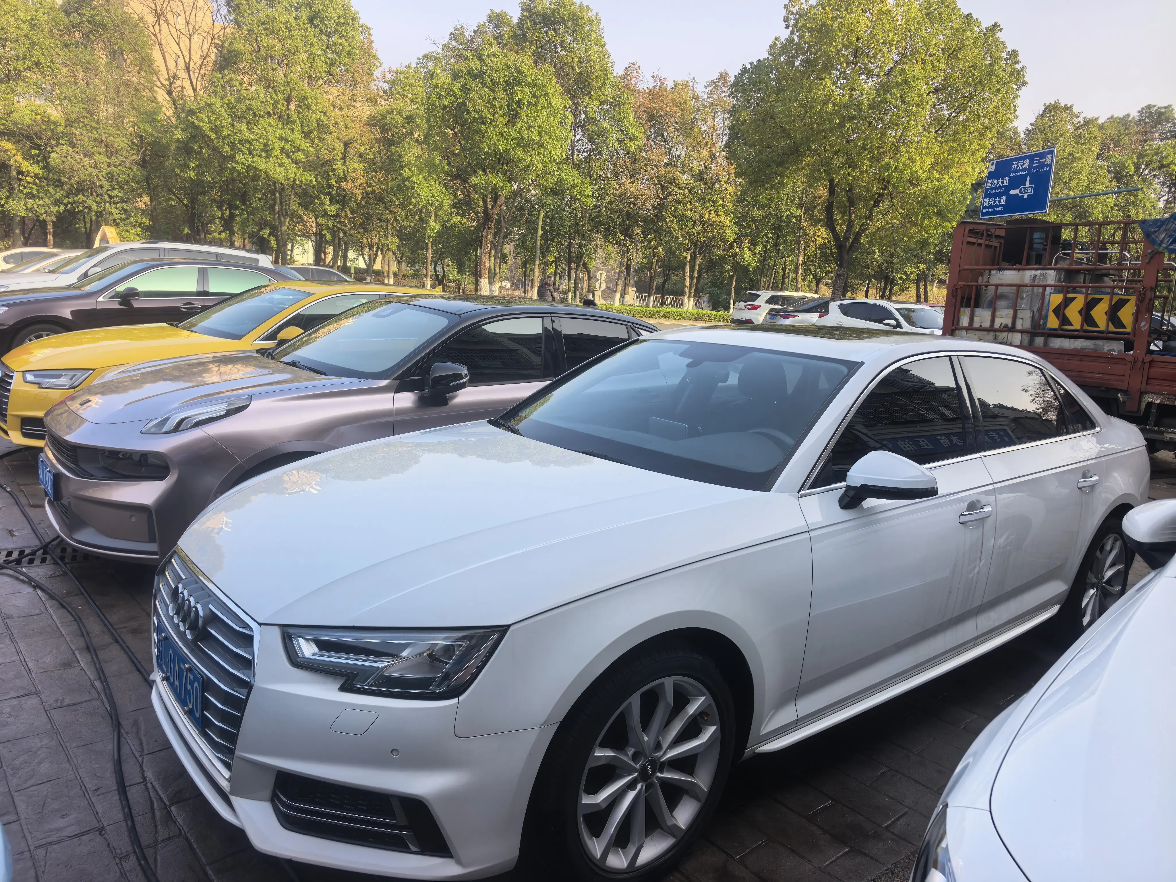 Audi A4L  из Китая