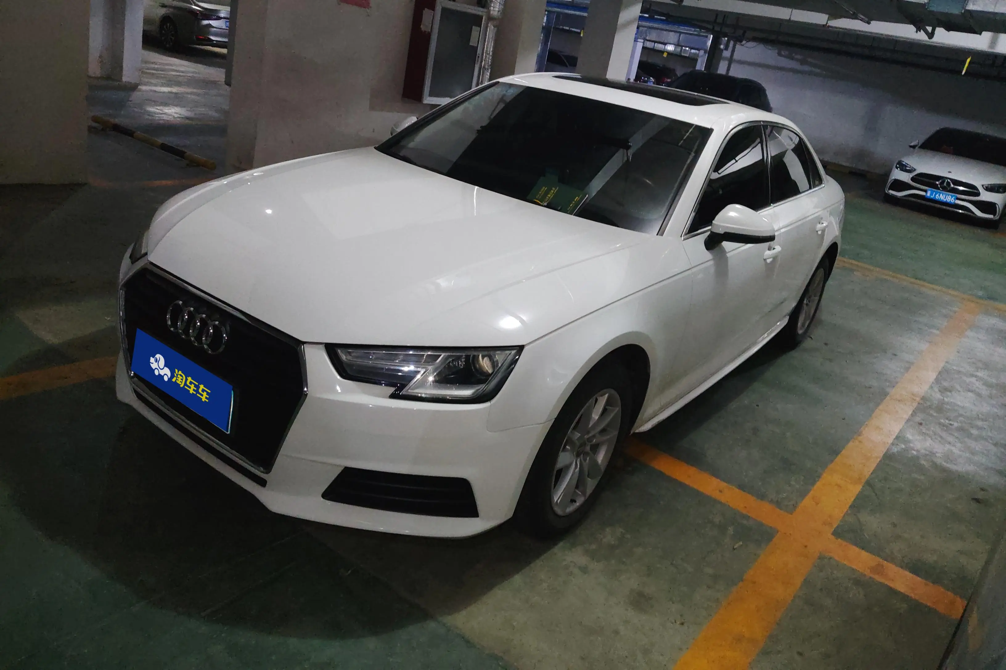 Audi A4L  из Китая