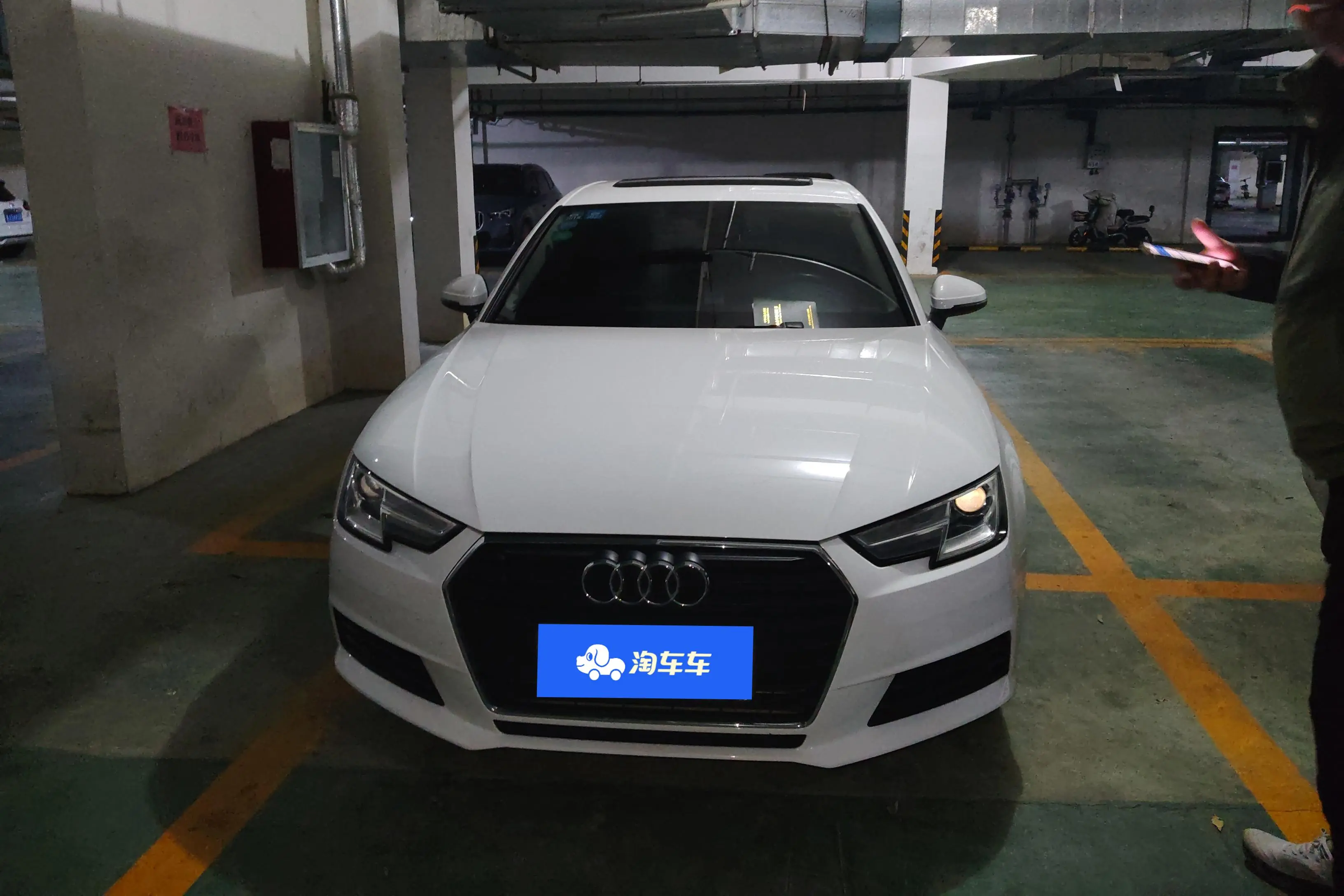 Audi A4L  из Китая