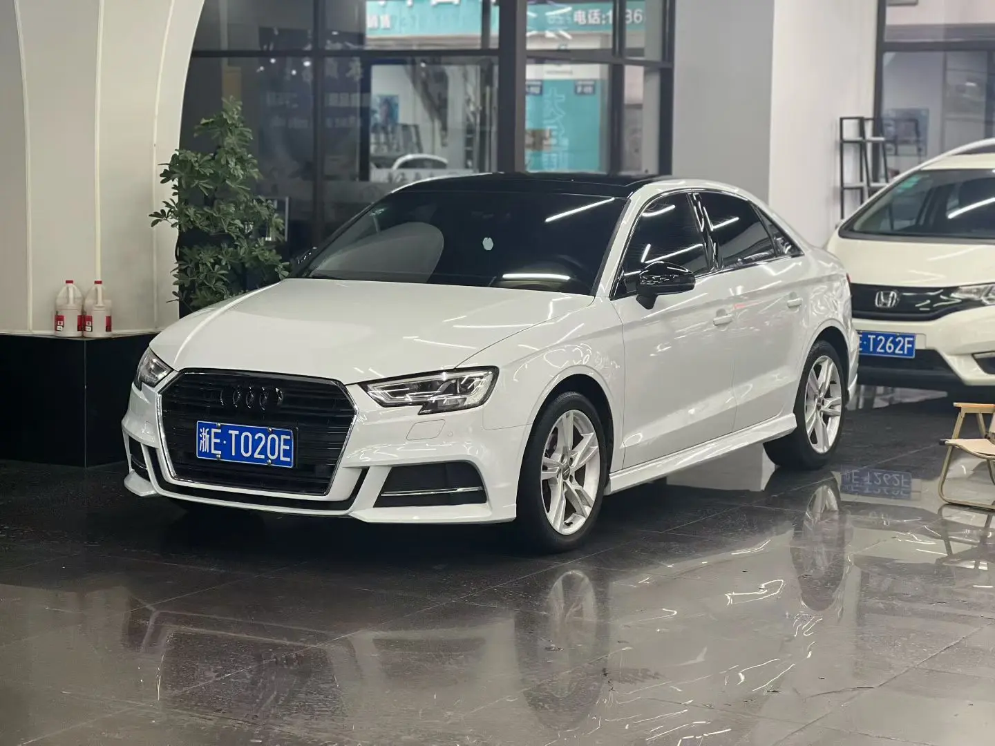 Audi A3  из Китая